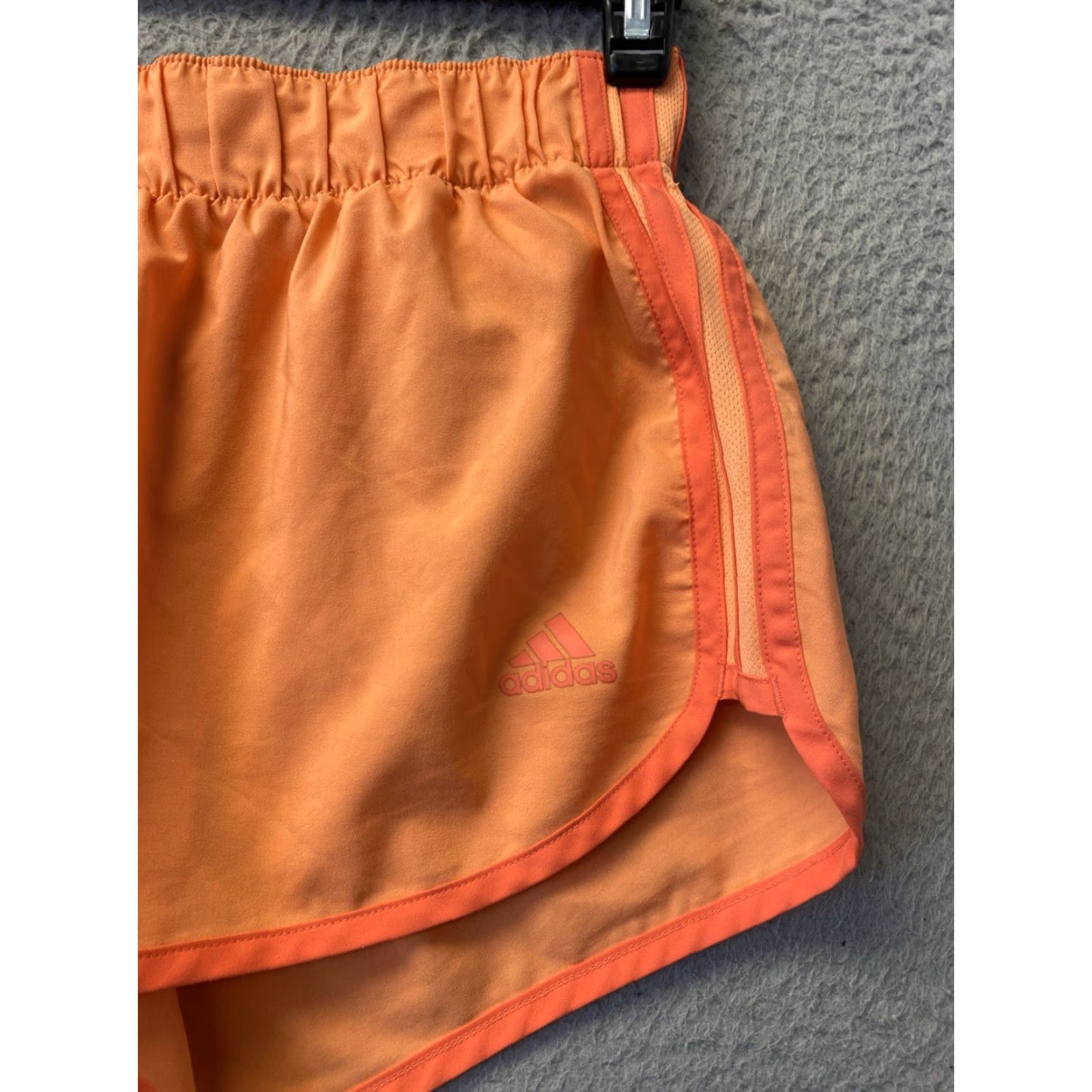 Adidas ADIDAS Climalite Running Short Women’s Activewear S Orange Three Stripe Size 28" / US 6 / IT 42 - 2 Thumbnail