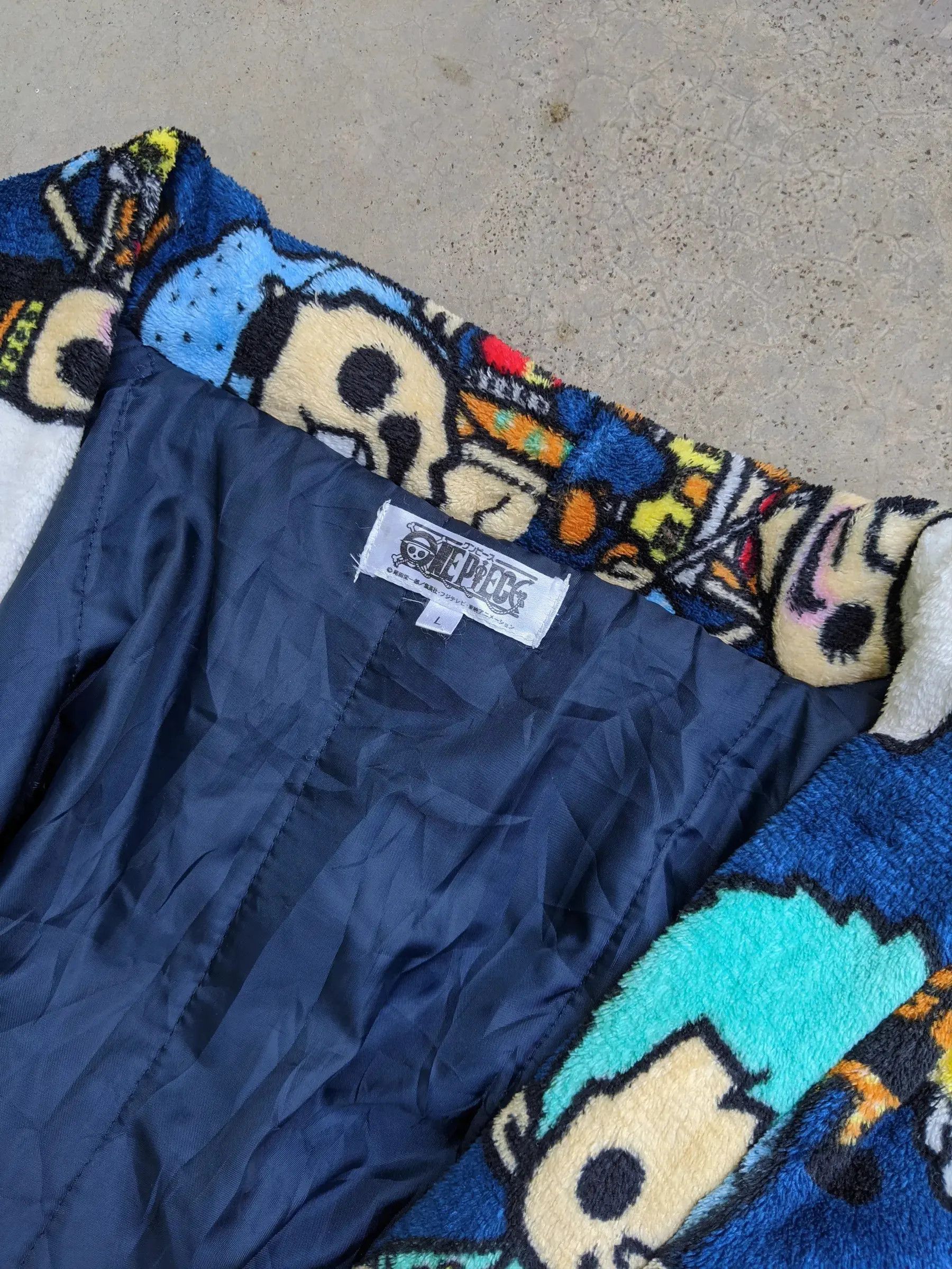 Anime ONE PIECE KIMONO Size US L / EU 52-54 / 3 - 4 Thumbnail