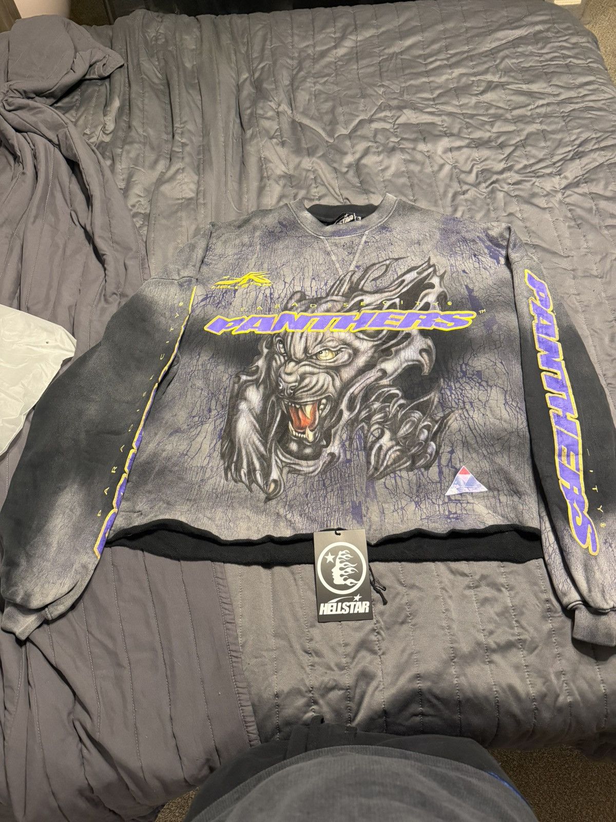 HELLSTAR Hellstar paradise city panthers crew neck Size US XS / EU 42 / 0 - 1 Thumbnail