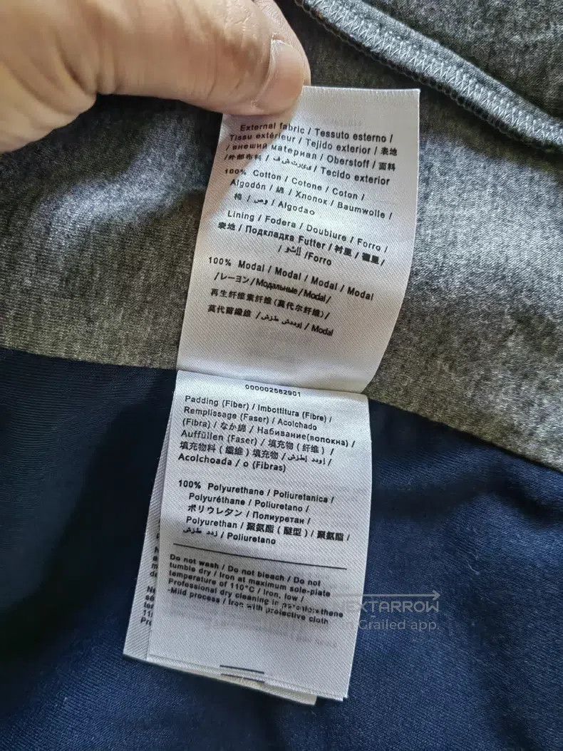 Valentino Valentino Dark blue butterfly zipper space cotton sweatshi Size US XL / EU 56 / 4 - 7 Thumbnail