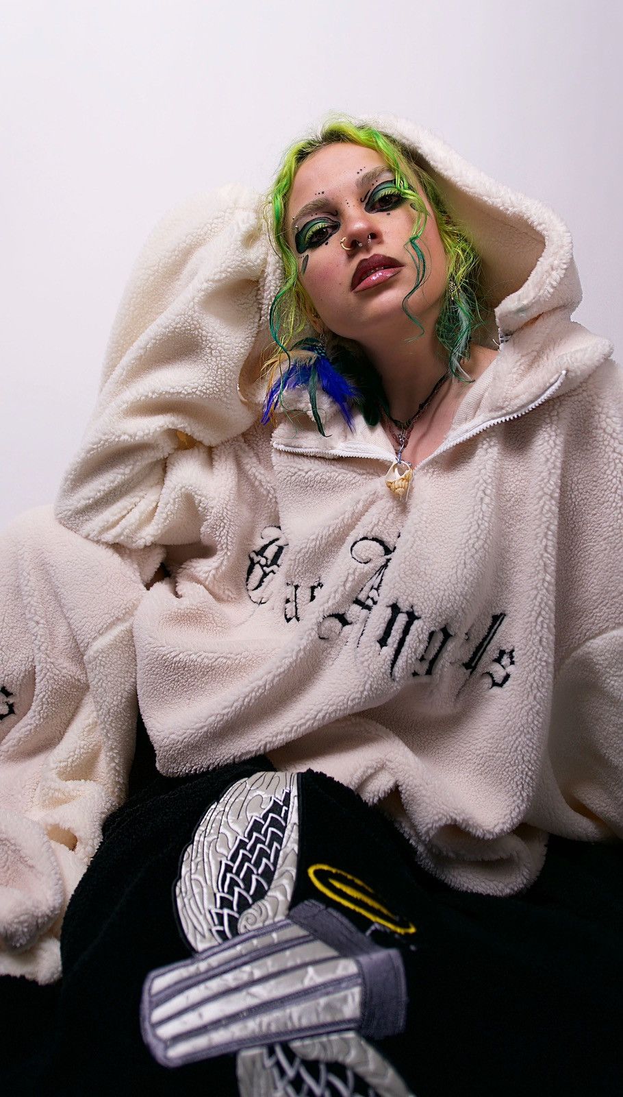 Other Snow Angel Hoodie Size US XL / EU 56 / 4 - 4 Thumbnail