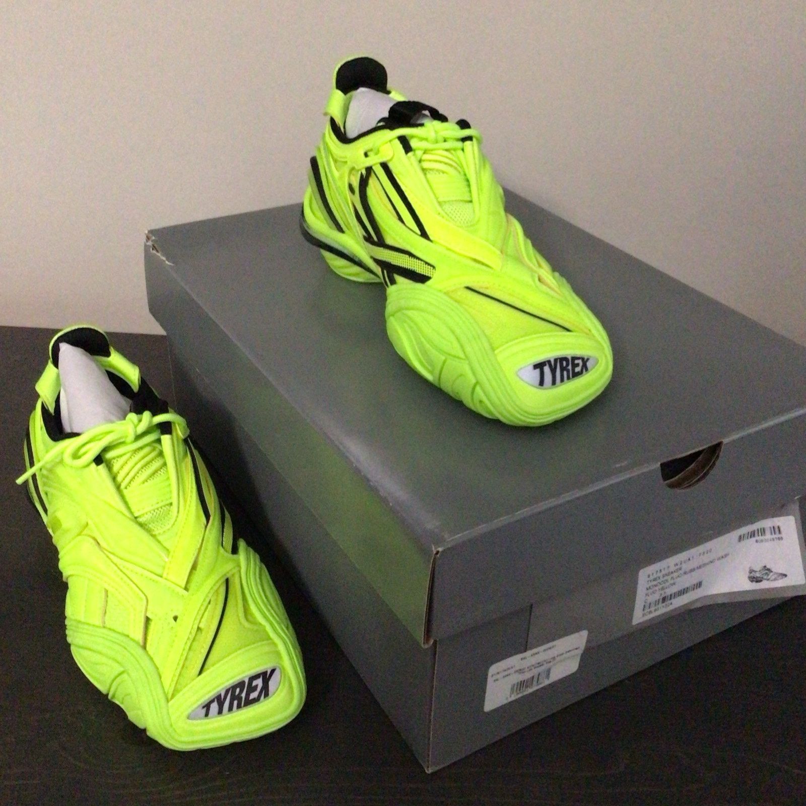 Balenciaga Balenciaga Tyrex Fluo Yellow Size 37 617517-W2UA1-7320 Size US 7 / IT 37 - 1 Thumbnail