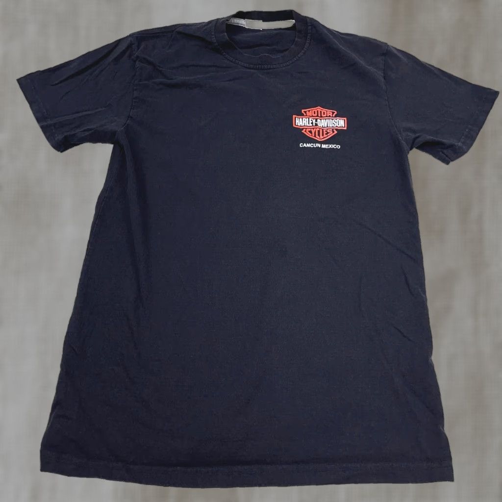 Harley Davidson Harley-Davidson Shirt Men Small Black Tee Skull Shield Cancun USA 80s Retro Logo Classic Graphic Print Short Sleeve T-Shirt Size US S / EU 44-46 / 1 - 1 Thumbnail