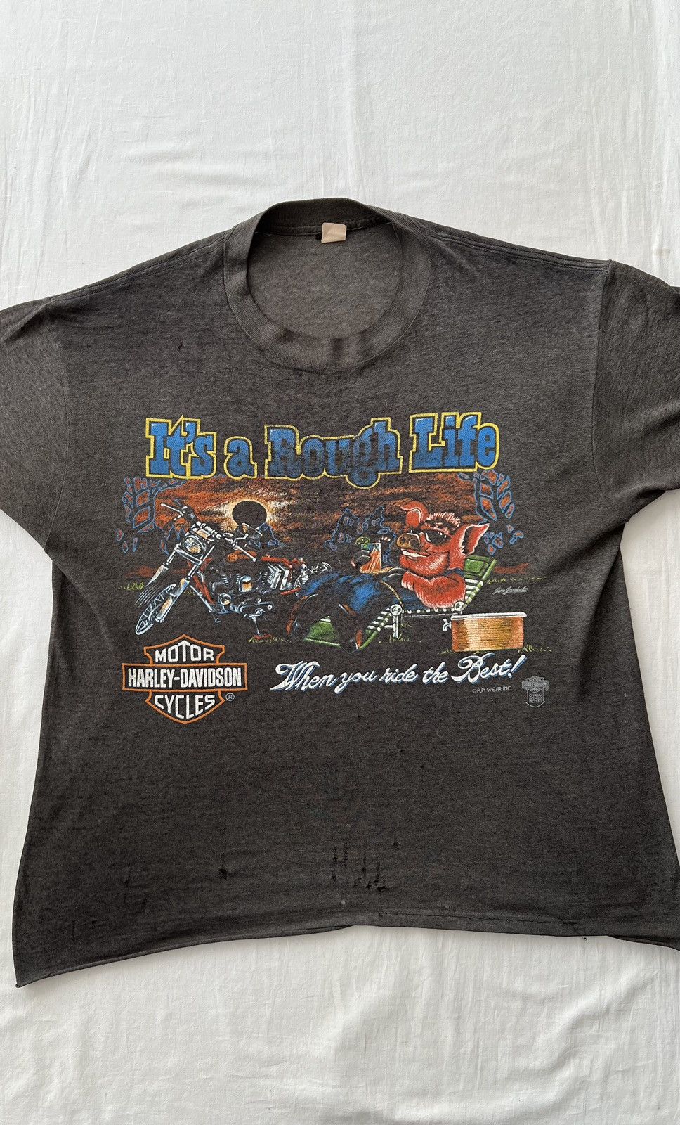 Harley Davidson Vintage 80s Harley Davidson A Rough Life Hog Pig T-shirt Size US L / EU 52-54 / 3 - 3 Thumbnail