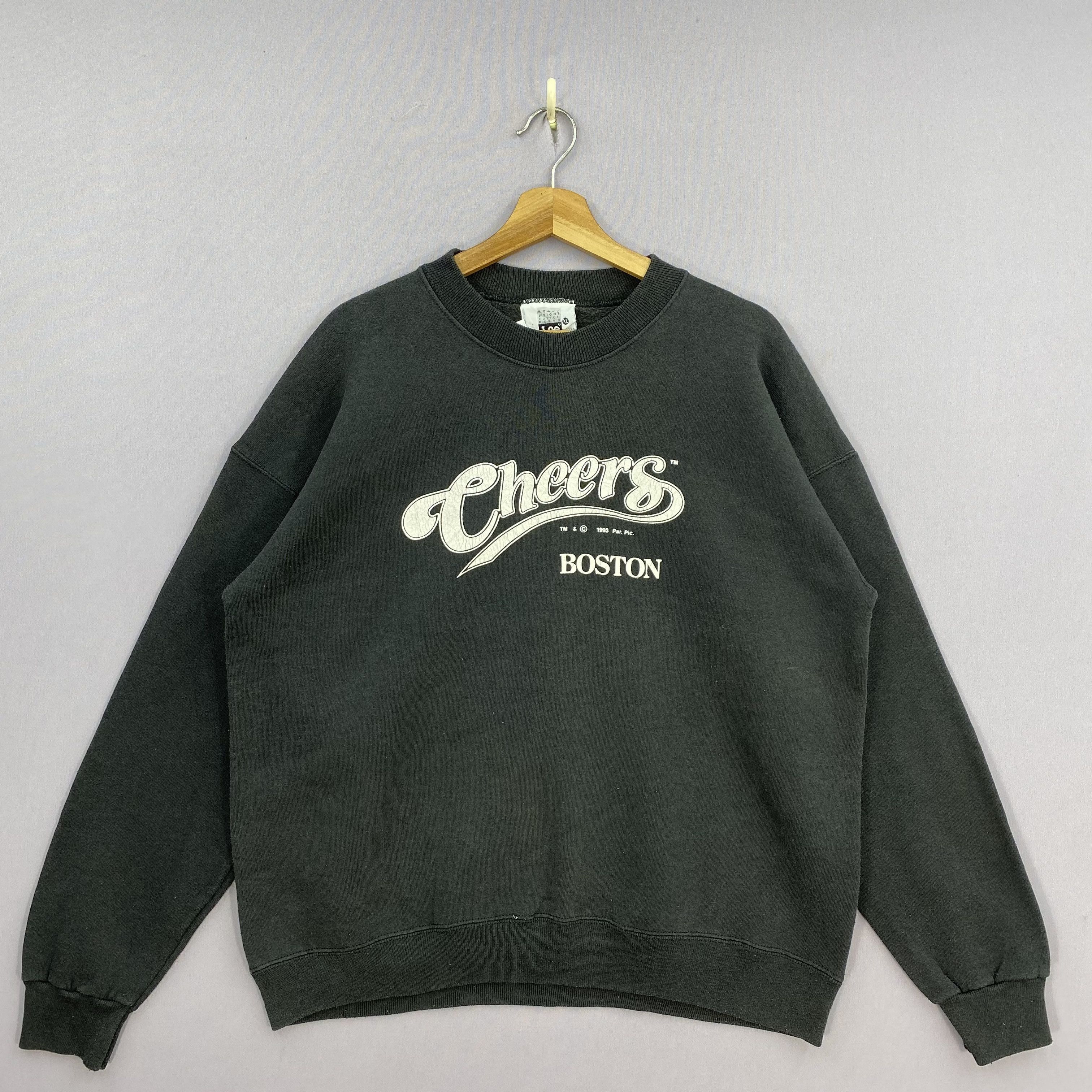 Vintage Vintage 90s Cheers Boston TV Show Sweatshirt Lee USA Size US L / EU 52-54 / 3 - 2 Thumbnail
