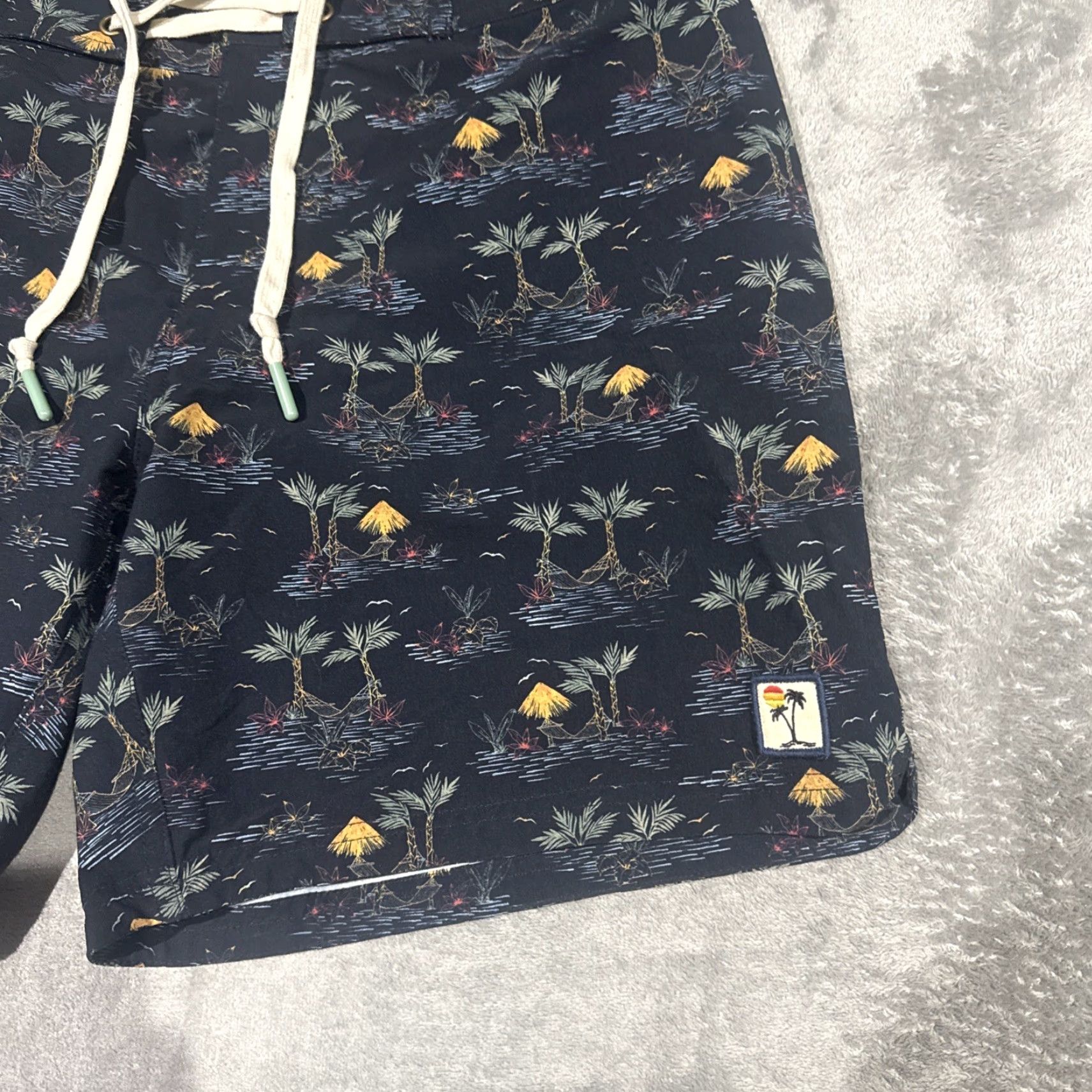Marine Layer Marine Layer Simmons Board Short Mens 33 Blue Palm Tree Tropical Print Trunks Size US 33 - 2 Thumbnail