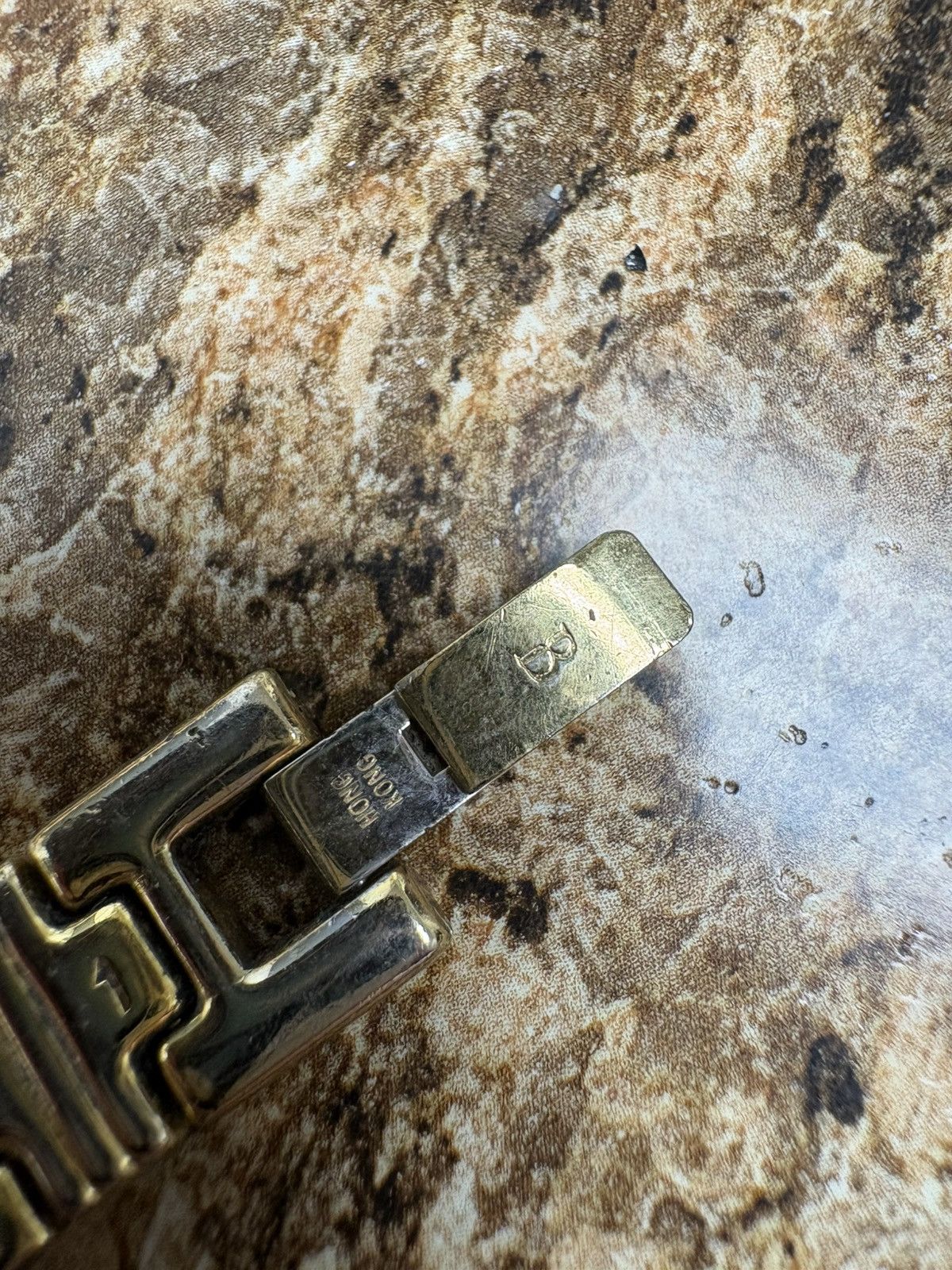 Bulova Vintage Bulova Quartz Watch Black Dial Gold Tone Rectangular Size ONE SIZE - 5 Thumbnail