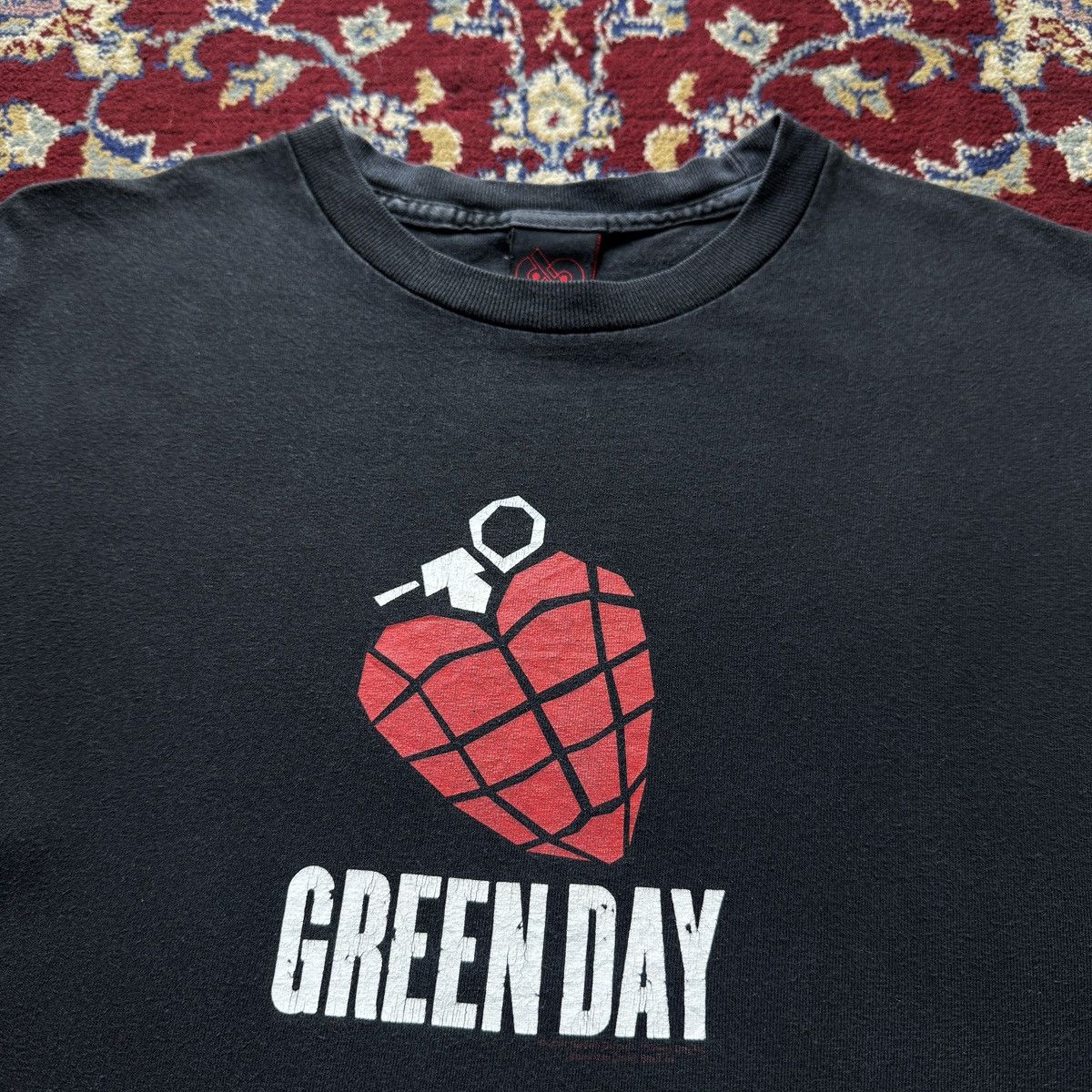 Band Tees 2000s Green Day American Idiot logo Pop Punk Rock band y2k Size US M / EU 48-50 / 2 - 1 Thumbnail