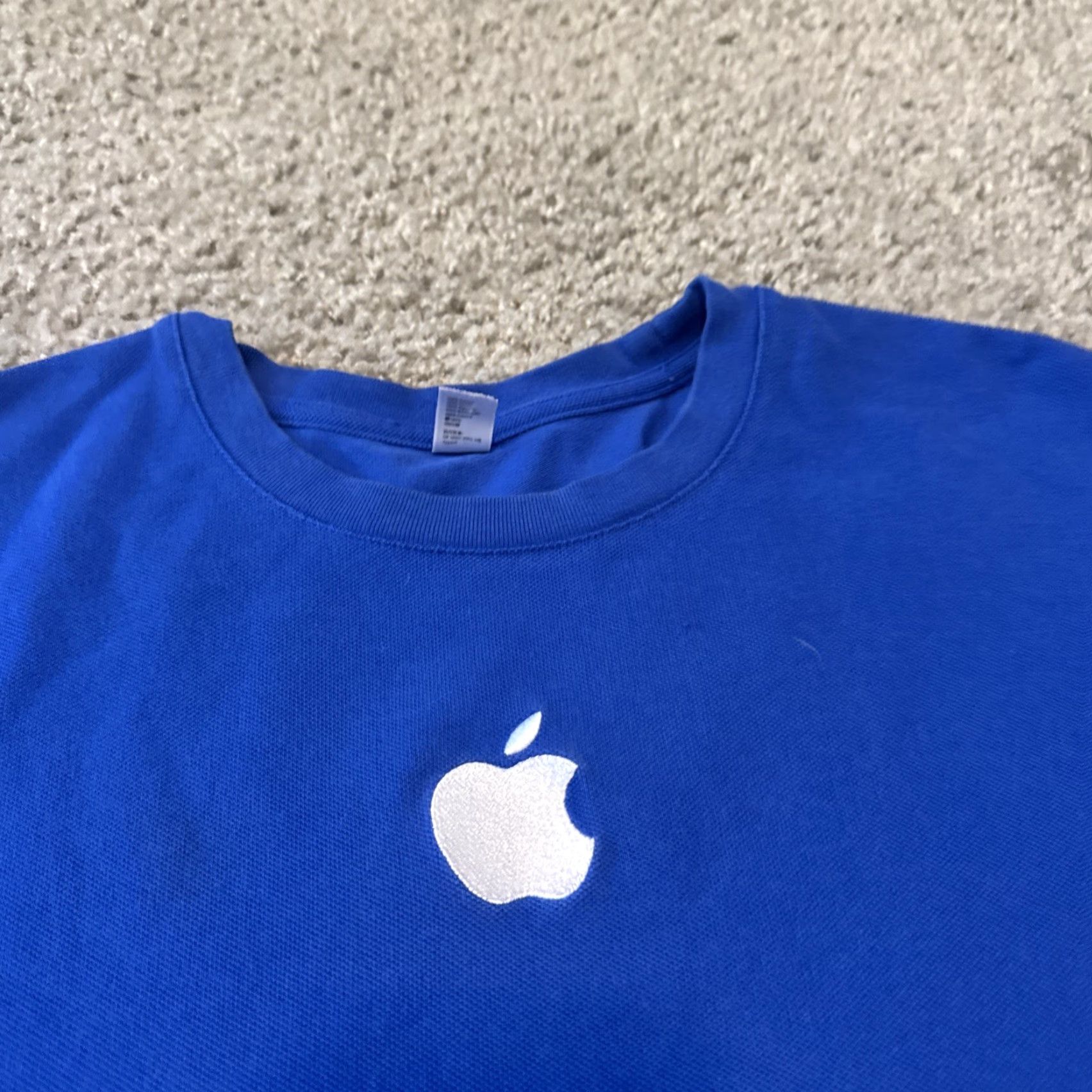 Logo 7 VINTAGE Apple Store Employee Blue Embroidered Center Logo T-Shirt 2XL Mens Regular Size US XXL / EU 58 / 5 - 3 Thumbnail