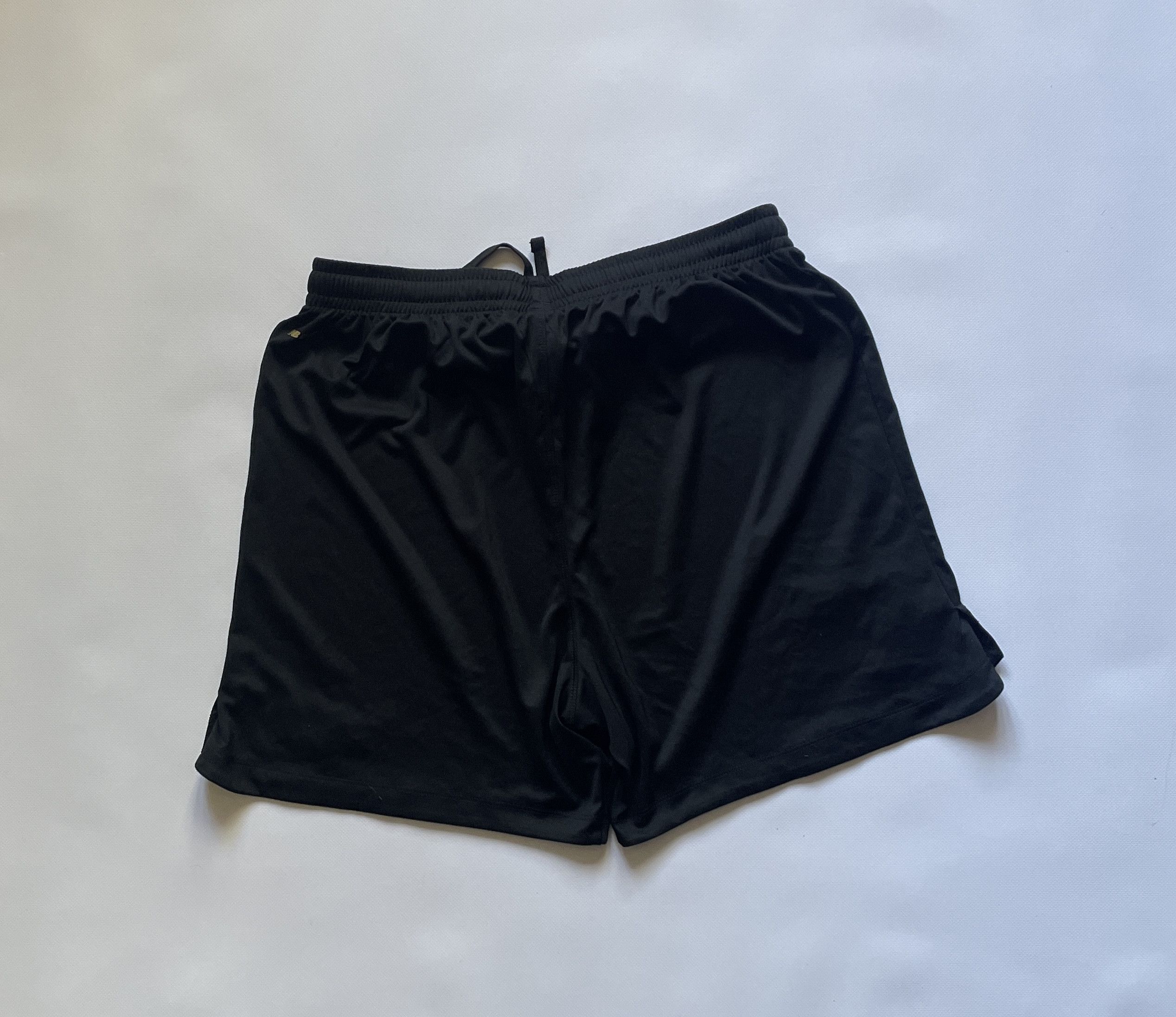New Balance Liverpool 2019 2020 football goalkeeper shorts soccer Size US 36 / EU 52 - 2 Thumbnail