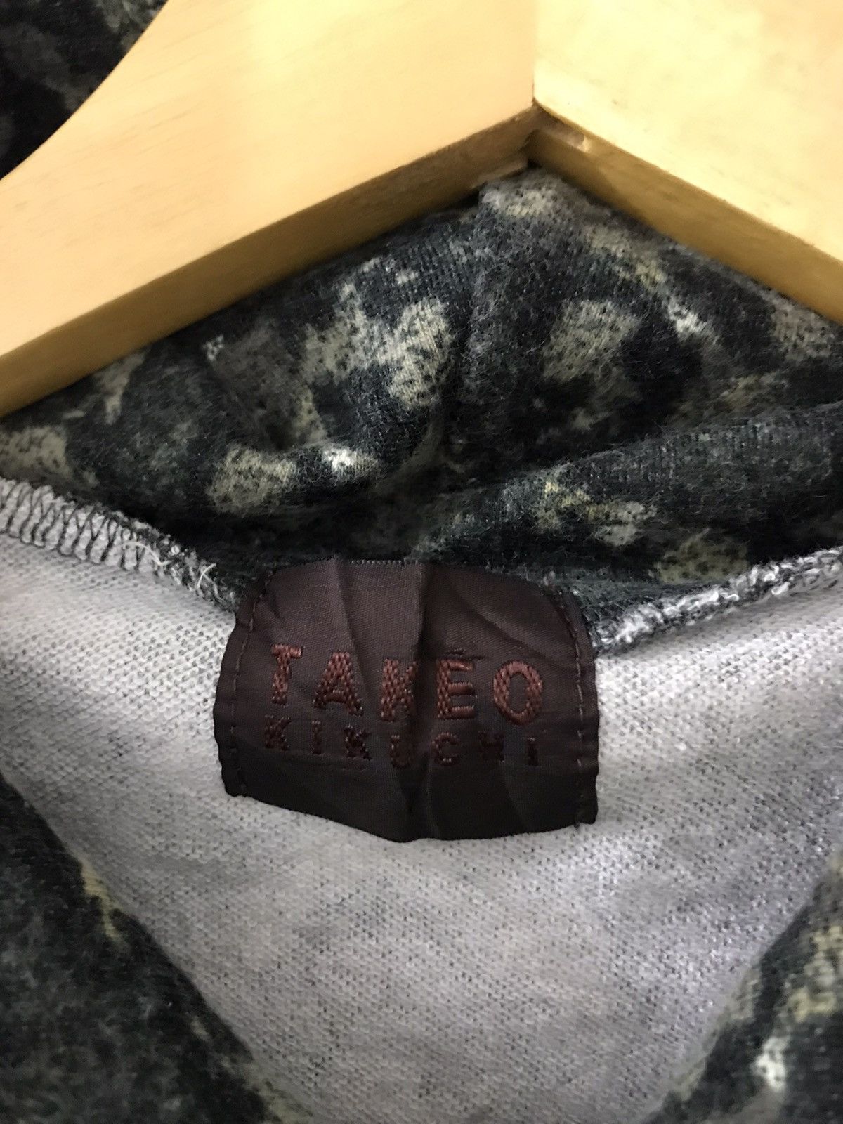 Japanese Brand × Takeo Kikuchi Japanese Takeo Kikuchi Camo Zip Hoodie Pocket Size US L / EU 52-54 / 3 - 4 Thumbnail