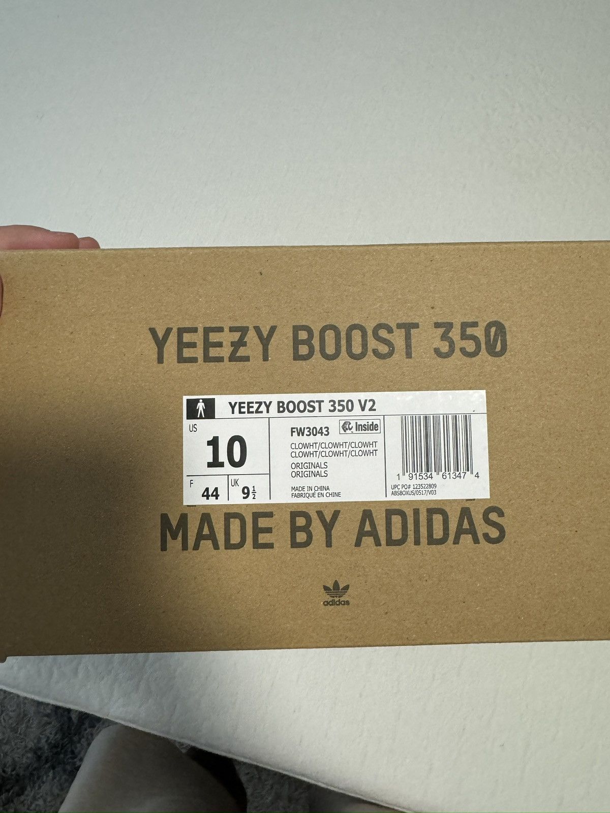Adidas × Yeezy Yeezy Boost 350 v2 Cloud White Size US 10 / EU 43 - 10 Thumbnail