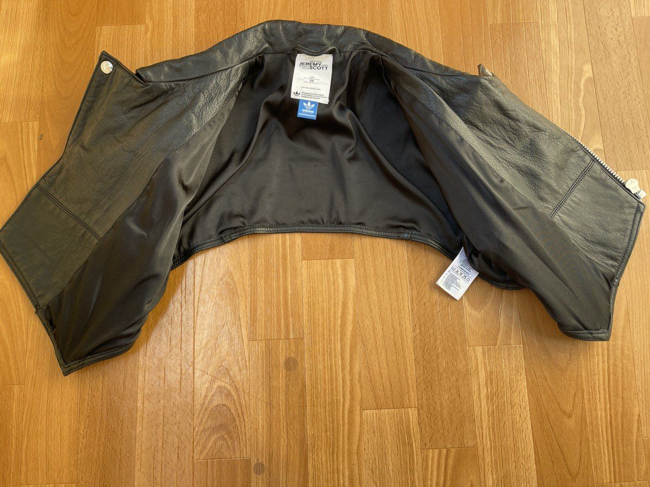 Adidas × Jeremy Scott Adidas Jeremy Scott leather biker jacket, Wings vest, O27140 Size S / US 4 / IT 40 - 11 Thumbnail