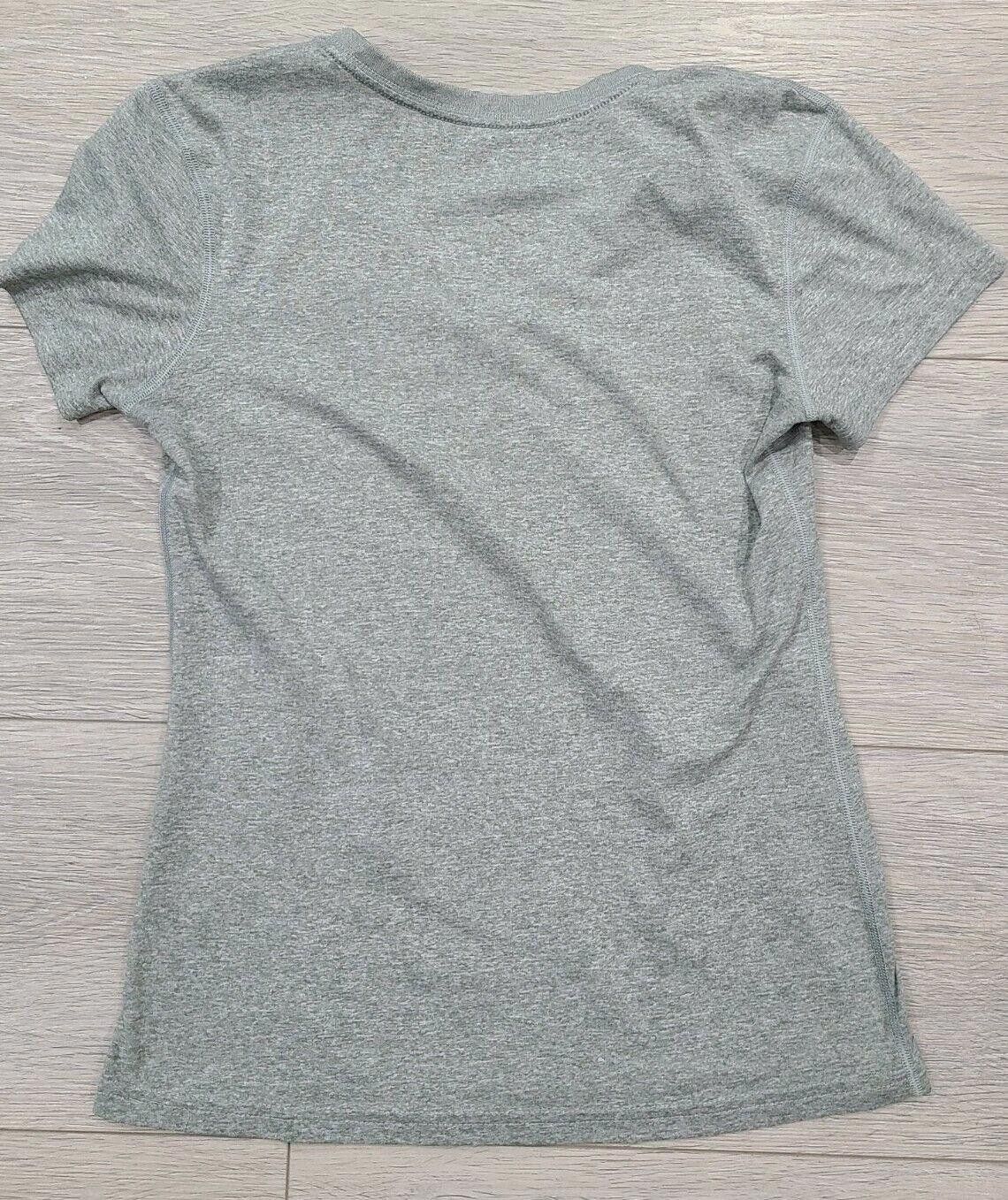 Nike Nike Dri Fit V Neck Shirt Small Grey stretch Size S / US 4 / IT 40 - 2 Thumbnail