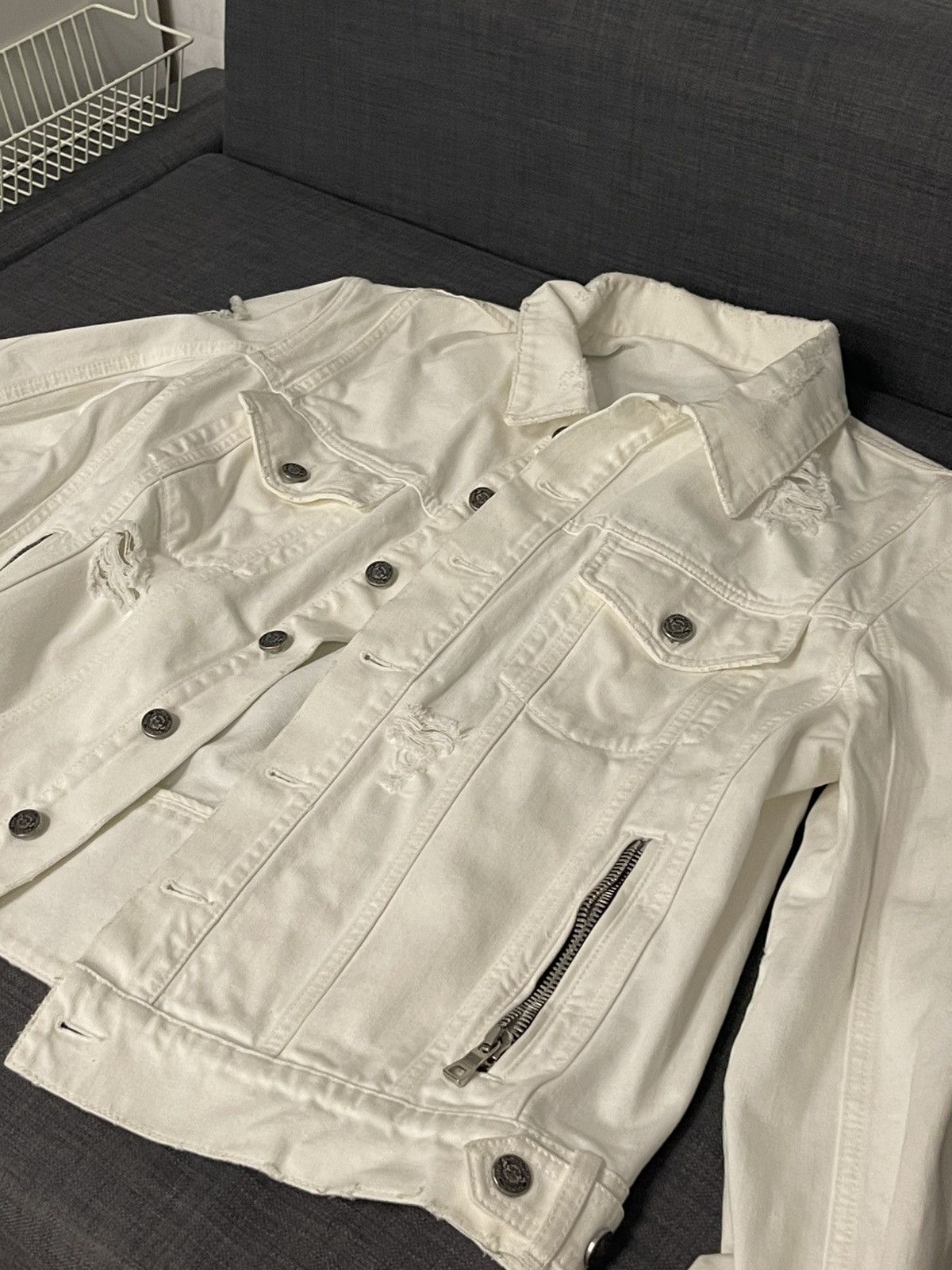 Balmain Balmain white denim jacket Size US L / EU 52-54 / 3 - 5 Thumbnail