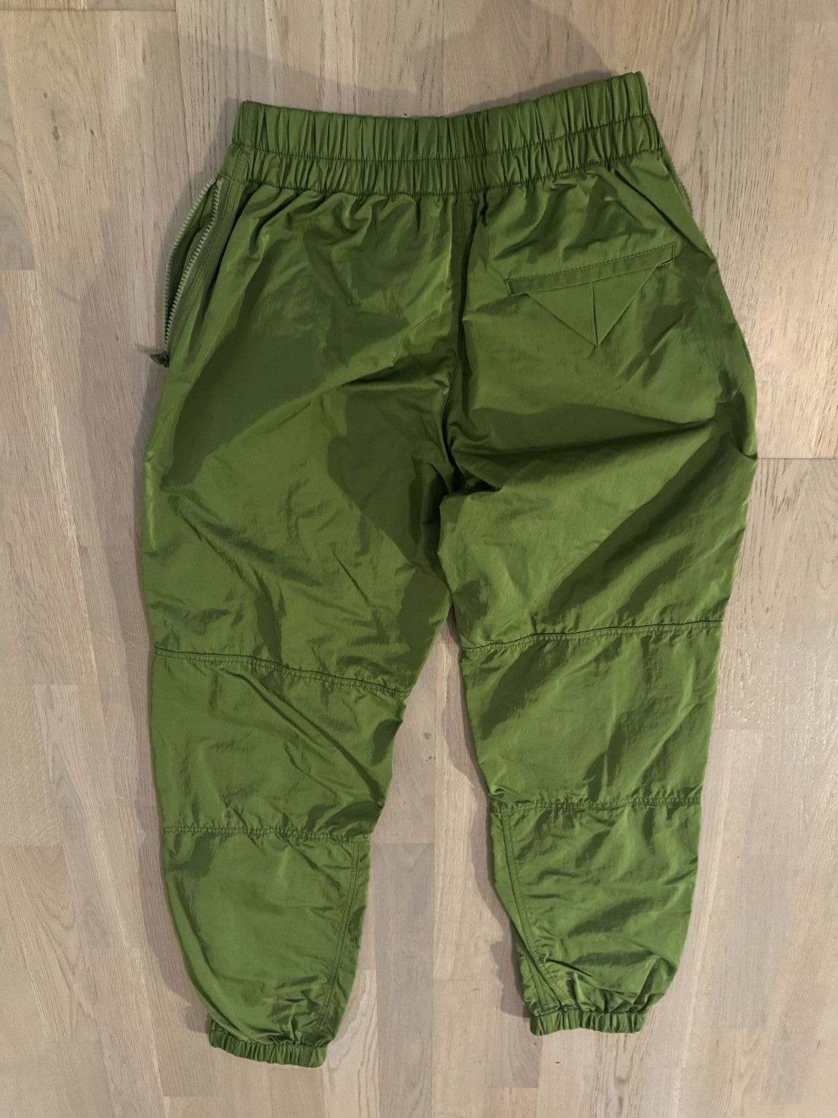 Bottega Veneta BOTTEGA VENETA nylon pants sizes in photos by tape measure Size US 29 - 11 Thumbnail