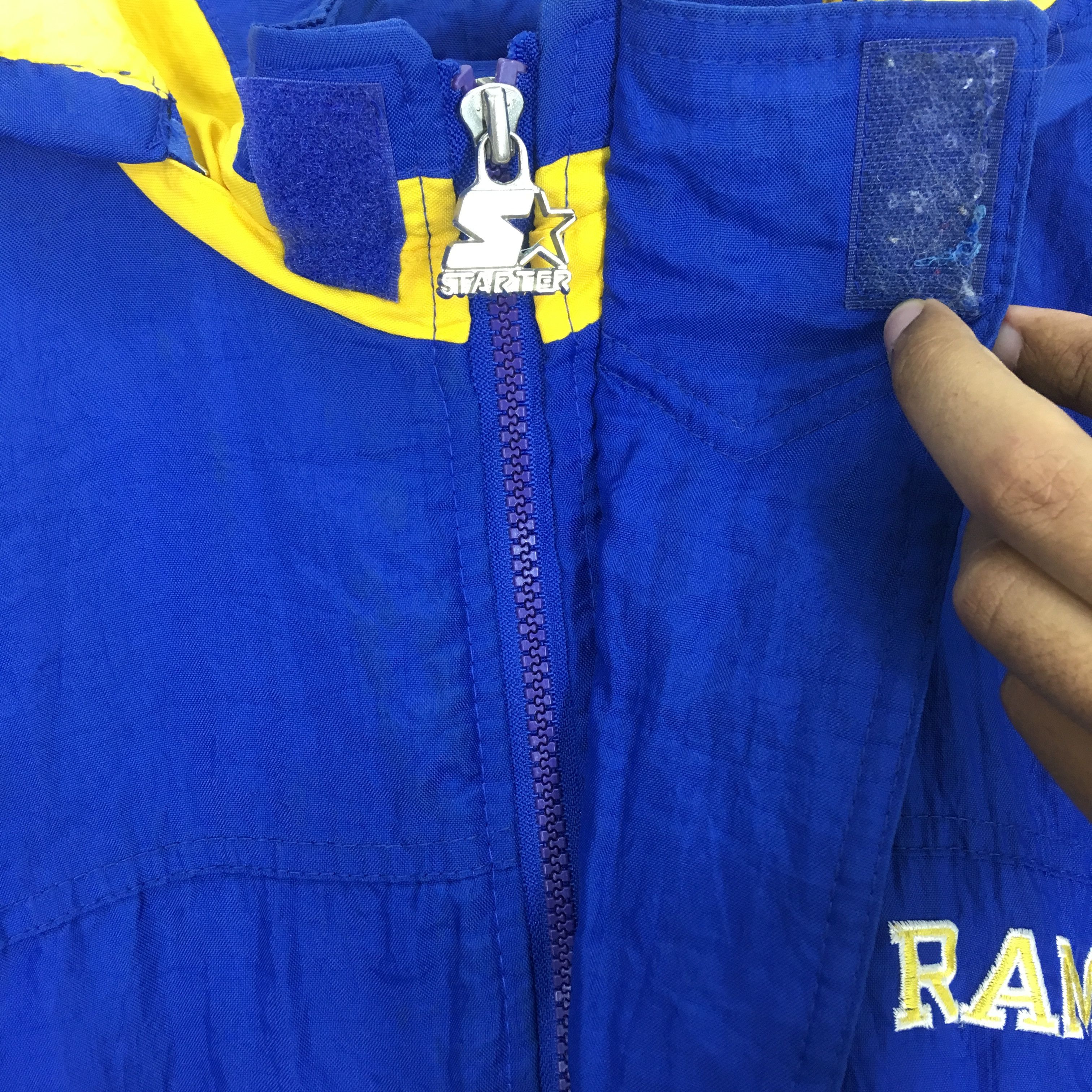 Starter Vintage 90's St. Louis Rams Football Blue Bomber Jacket Size US XL / EU 56 / 4 - 8 Thumbnail