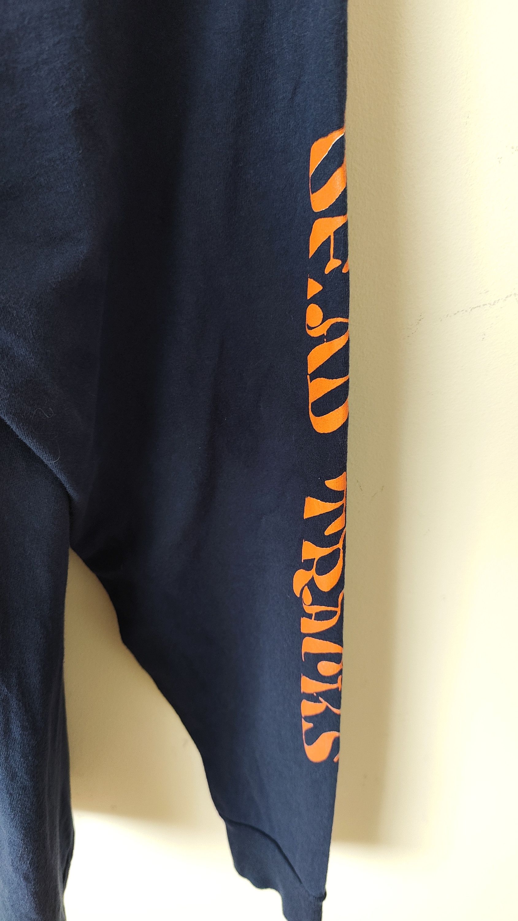 Band Tees The Bronx 2000s Dead Tracks VTG Longsleeve Tshirt Size US L / EU 52-54 / 3 - 4 Thumbnail