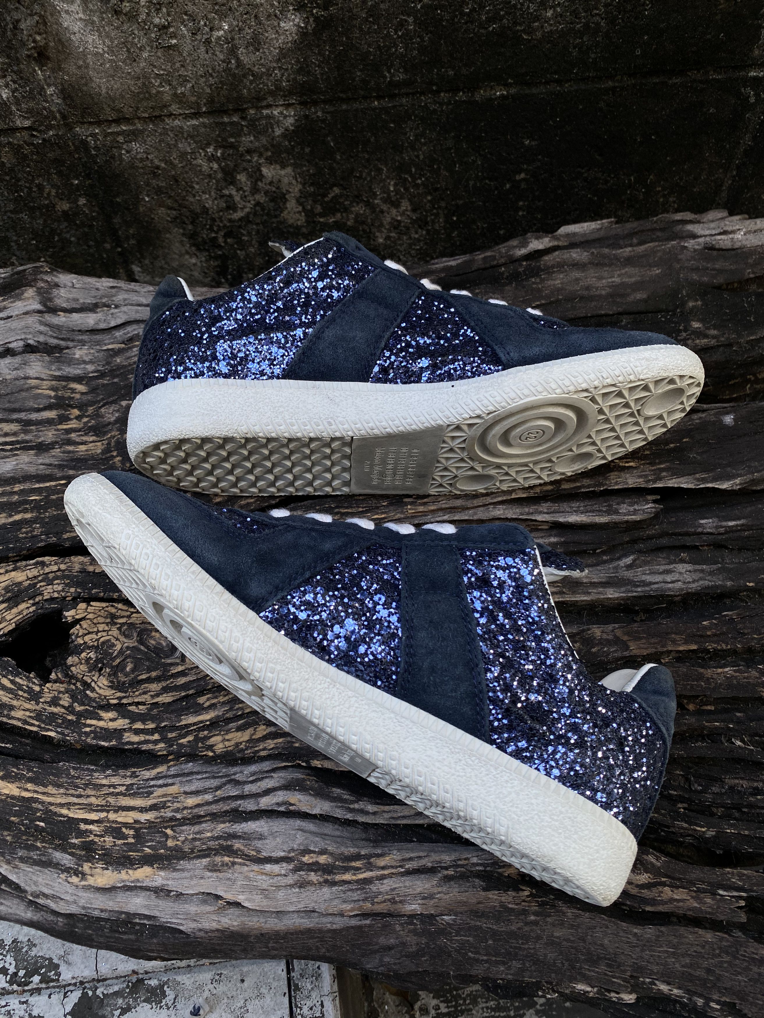 Maison Margiela Maison Margiela Replica Glitter Navy Sneakers EU36 Size US 6 / IT 36 - 5 Thumbnail