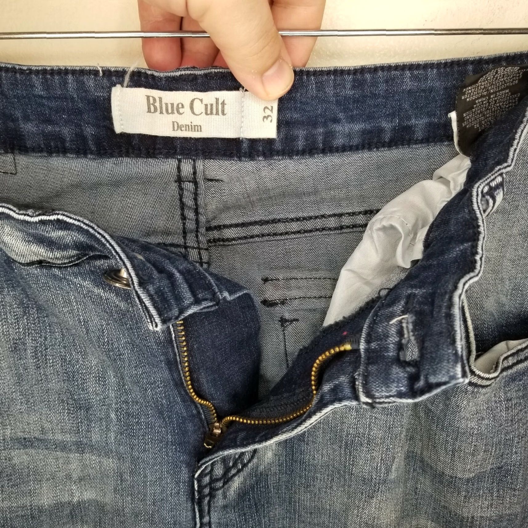 Vintage Blue Cult Womens Jeans Distressed Straight Size 32 Blue Denim Size 24" / US 00 / IT 34 - 4 Thumbnail