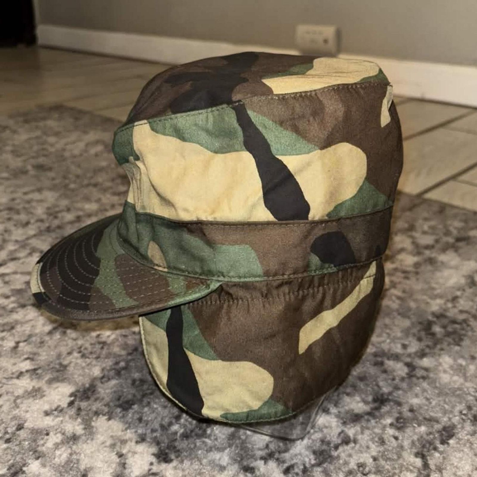 Vintage Vintage 80s Woodland Camouflage Military Cap Size ONE SIZE - 2 Thumbnail