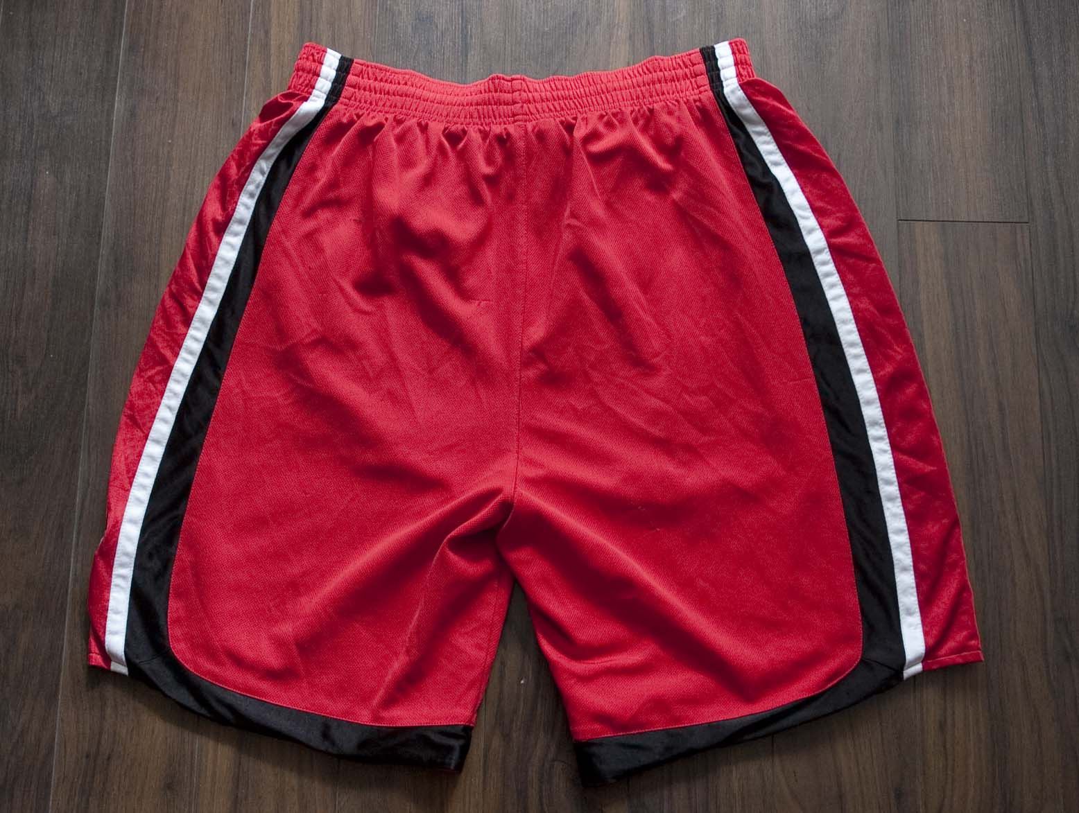 Adidas × NBA Chicago Bulls Shorts Adidas NBA Size XL /36 Size US 36 / EU 52 - 3 Thumbnail