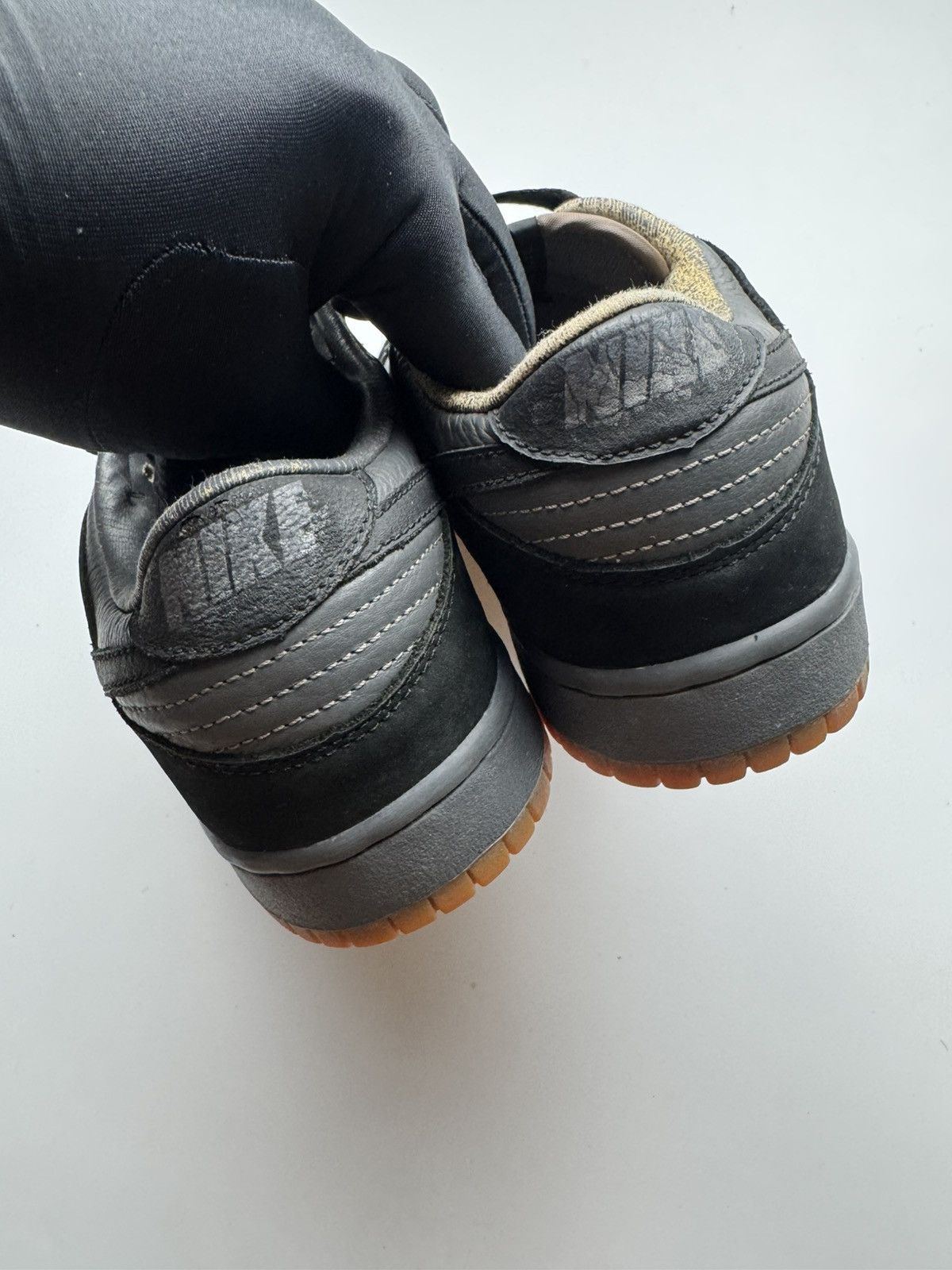 Nike 2003 Nike Dunk Low Pro Black Graphite Gum Size US 9 / EU 42 - 4 Thumbnail
