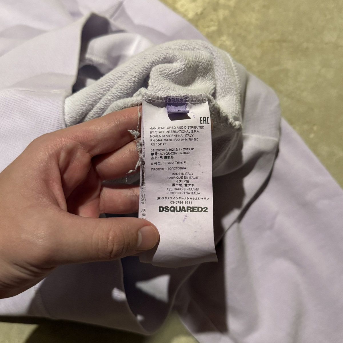 Dsquared2 Dsquared2 Garment Dyed Faded Boxy Cropped Logo Hoodie Size US S / EU 44-46 / 1 - 7 Thumbnail