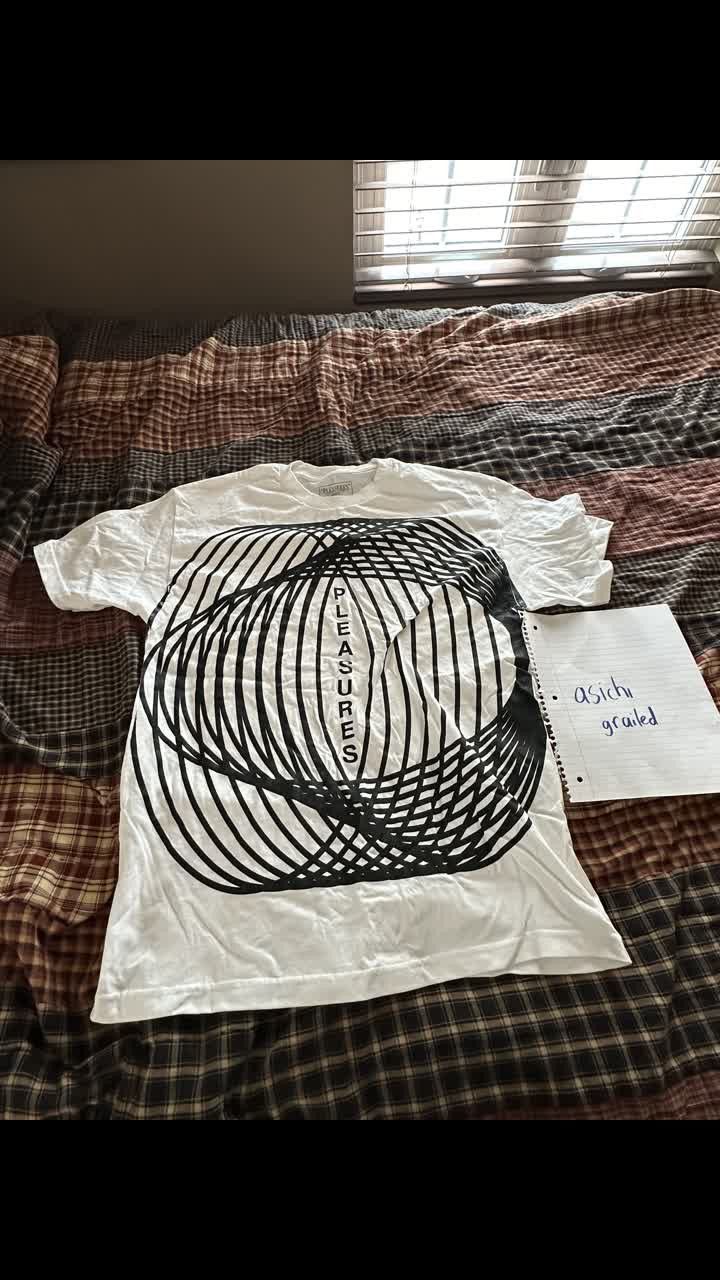 Pleasures Pleasures Spiral Tee Size US L / EU 52-54 / 3 - 1 Thumbnail