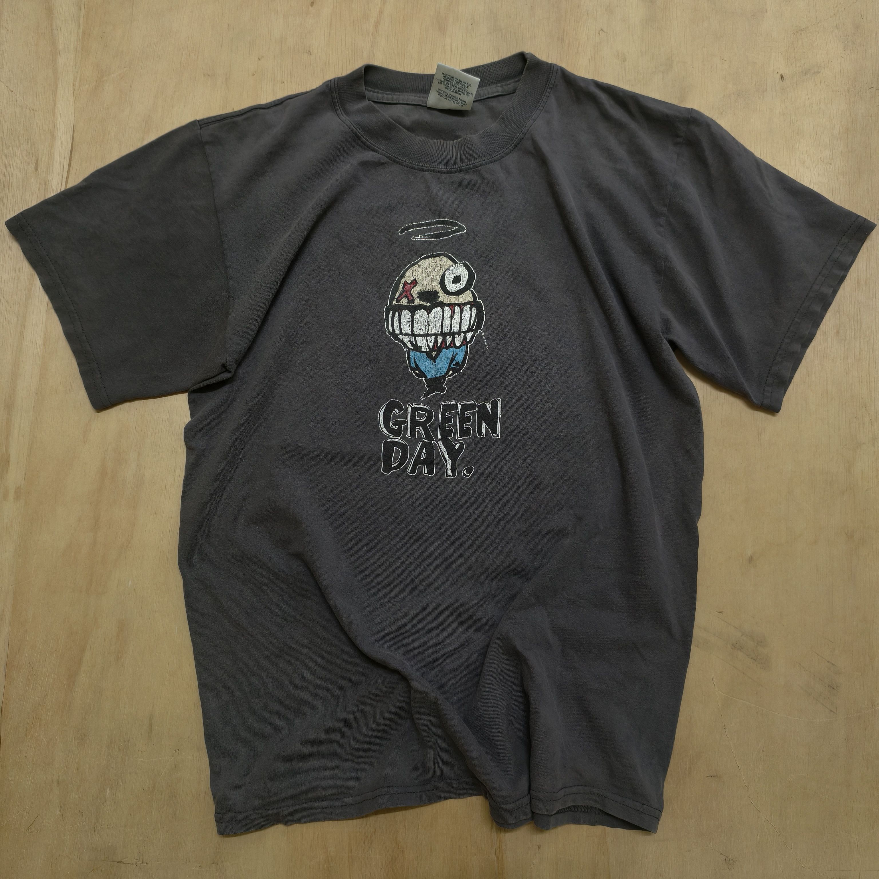 Band Tees Green day tour 2000 Size US M / EU 48-50 / 2 - 1 Thumbnail