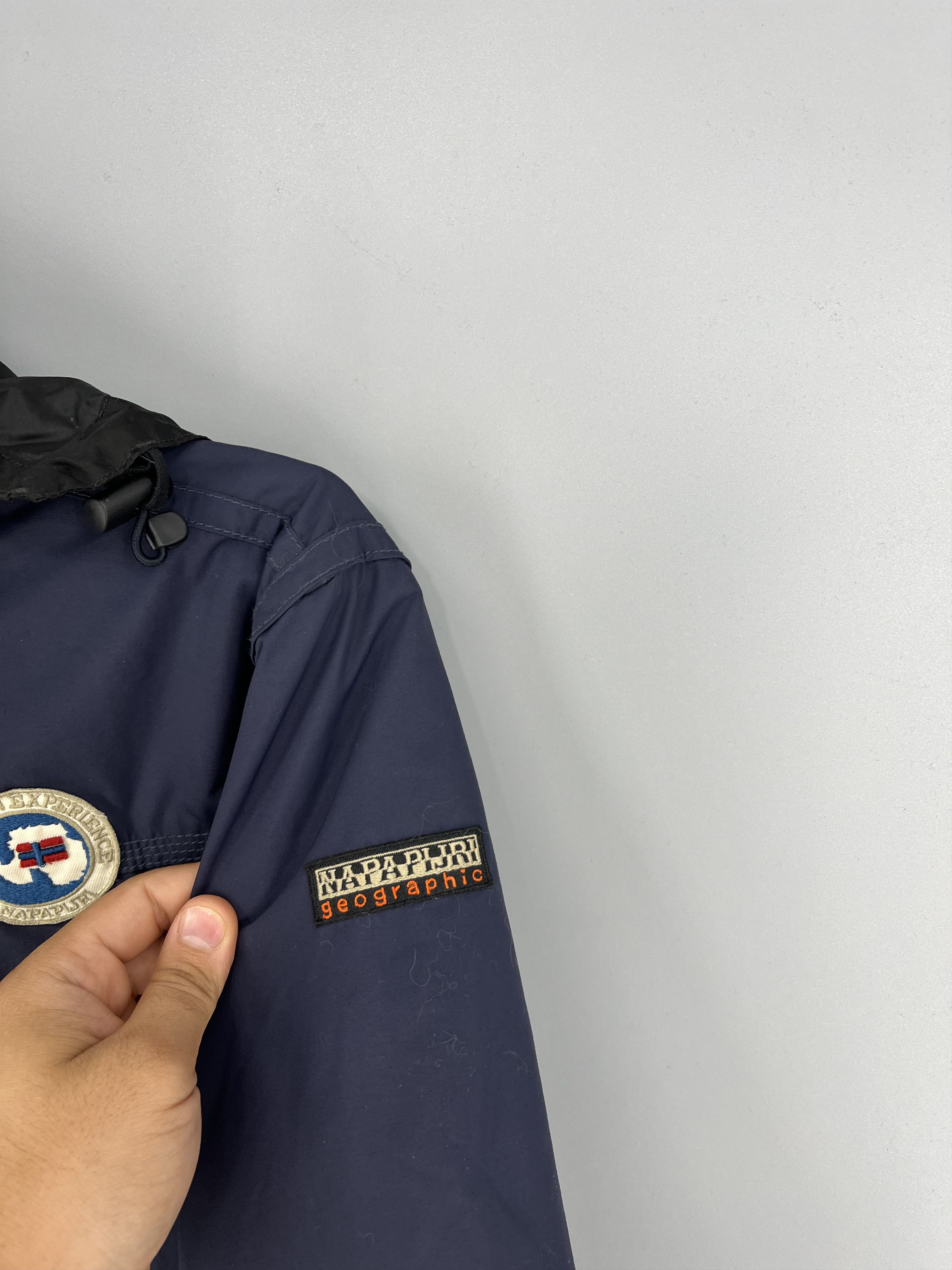 Napapijri Vintage NAPAPIJRI GEOGRAPHIC Embroiderd Logo Hooded Bomber Size US M / EU 48-50 / 2 - 6 Thumbnail