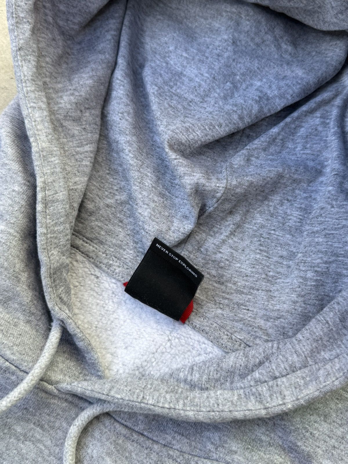 The North Face THE NORTH FACE HOODIE GRAY Size US XL / EU 56 / 4 - 8 Thumbnail