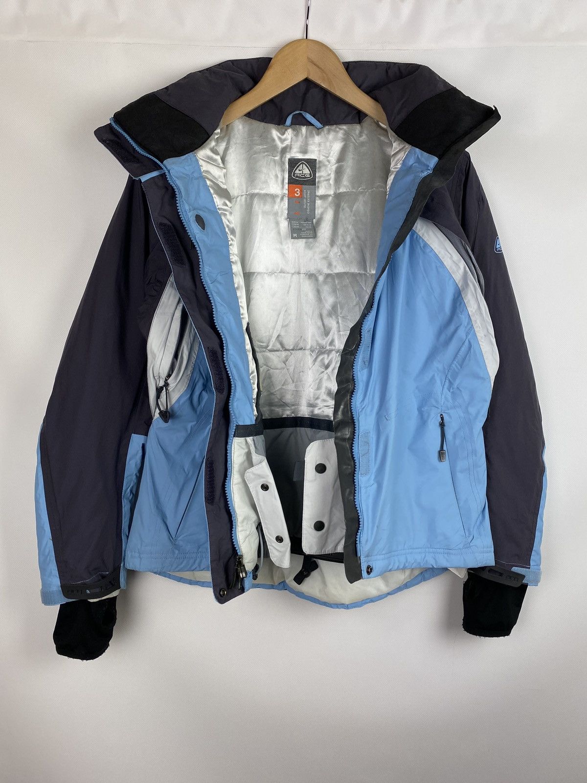 Vintage Nike ACG Storm-Fit vintage ladies hooded ski jacket size M Size M / US 6-8 / IT 42-44 - 19 Thumbnail