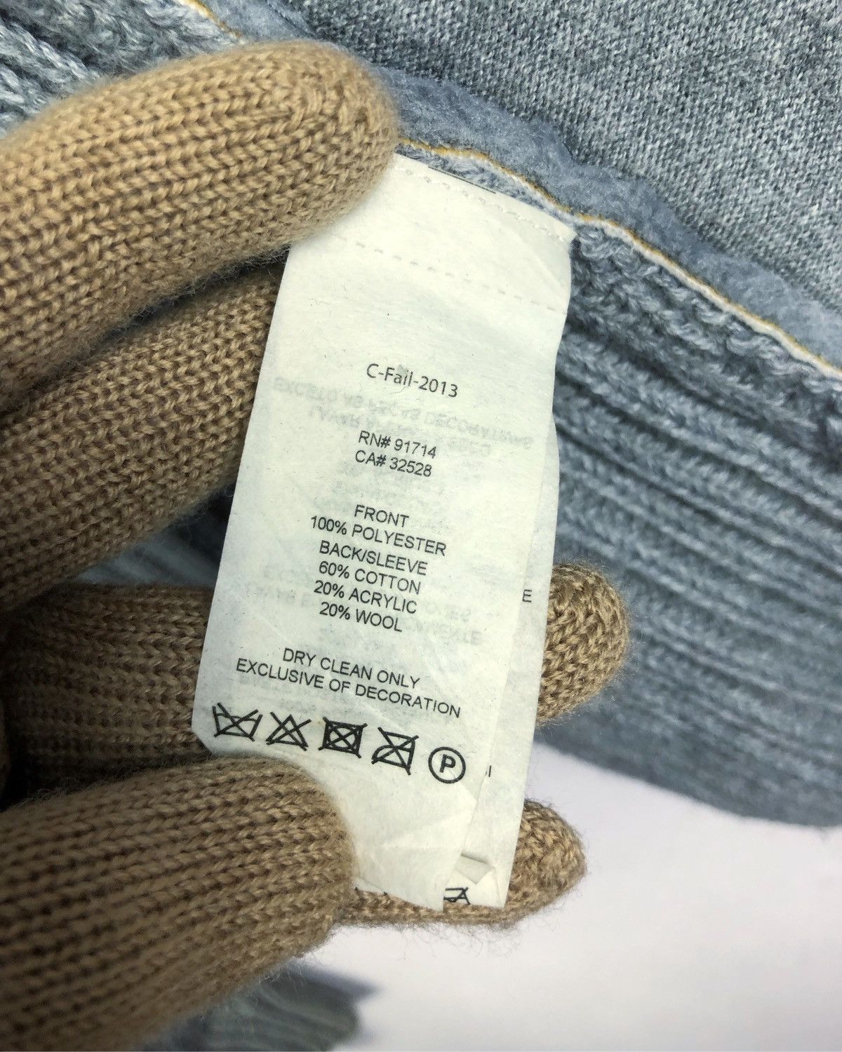Armani Exchange Rare Armani Exchange AX Acrylic Knitwear Zipper Sweatshirt Size US S / EU 44-46 / 1 - 10 Thumbnail