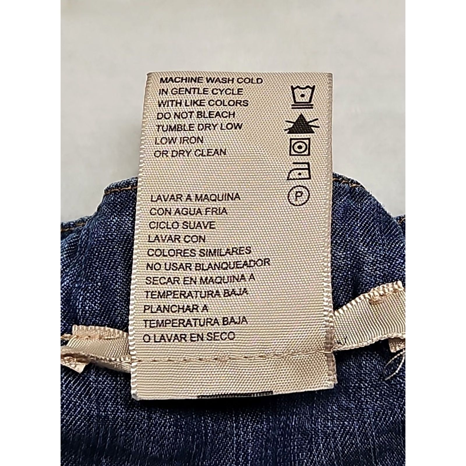 Vintage Philosophy Chambray Dress Womens XXL Blue 100% Tencel Lyocell Roll Tab Sleeve Short Sleeve V-Neck Casual Shift Dress Size XXL / US 16-18 / IT 52-54 - 6 Thumbnail