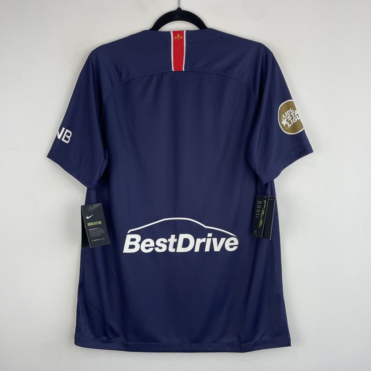 Nike Paris Saint-Germain Nike Handball Jersey PSG Shirt size M Size US M / EU 48-50 / 2 - 10 Thumbnail