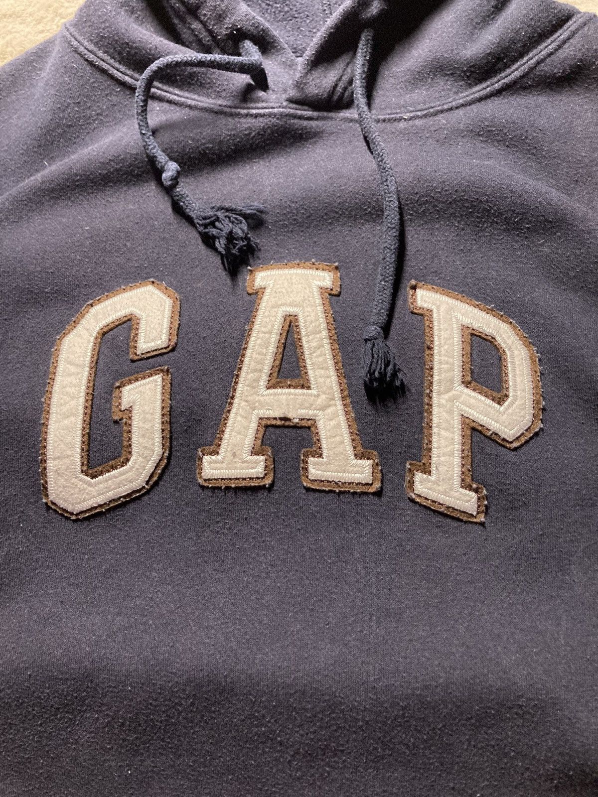 Gap × Vintage ⛩️ Gap Vintage Brown center logo Hoodie Y2K style baggy 90s Size US M / EU 48-50 / 2 - 4 Thumbnail