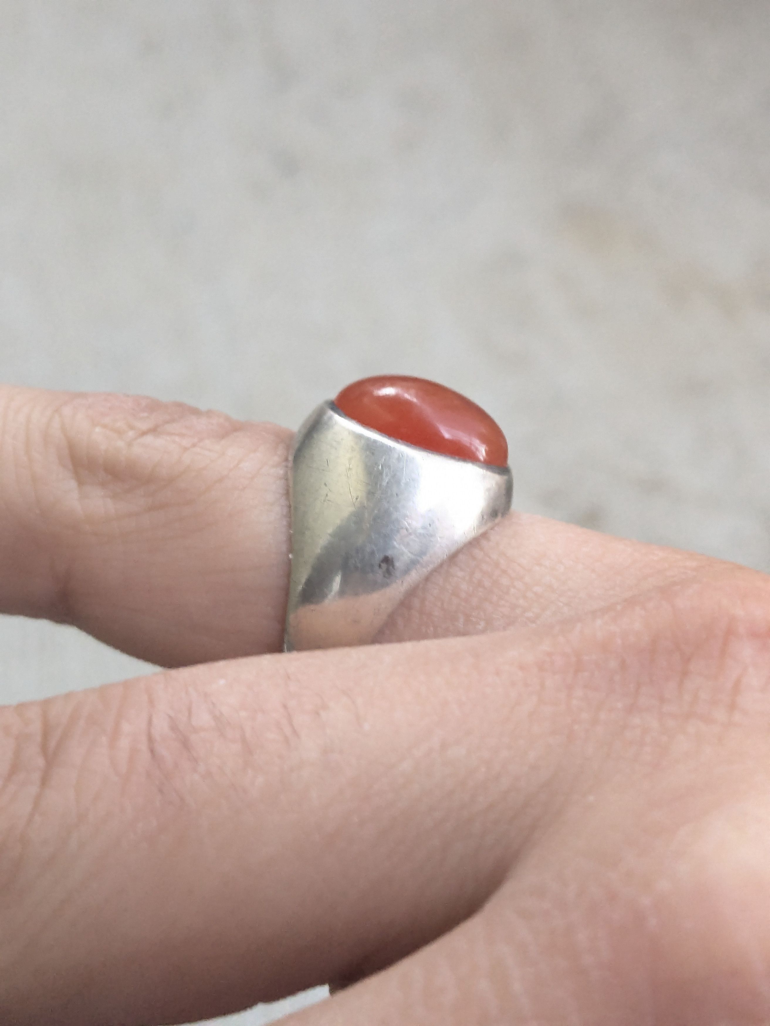 Jewelry × Sterling Silver Vintage Sterling Silver Ring Carnelian Oval 8.75 Orange Size ONE SIZE - 11 Thumbnail