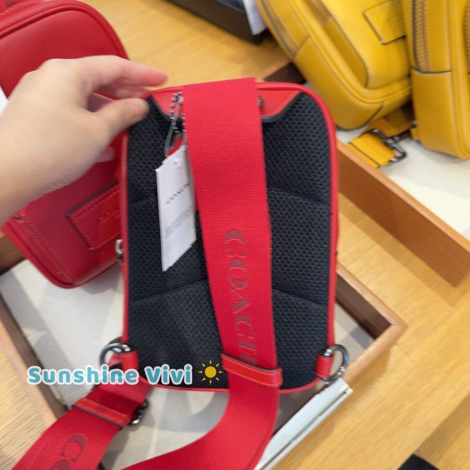 Coach NWT Coach Racer Sling Pack CX071 Smooth leather Bold Red Size ONE SIZE - 4 Thumbnail