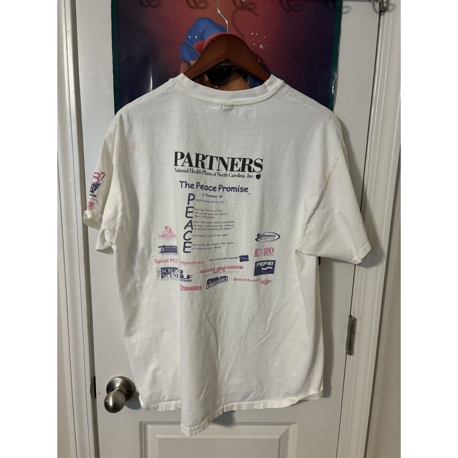 Other vintage P.E.A.C.E 1999 white earth day t-shirt size XL Size US XL / EU 56 / 4 - 2 Thumbnail