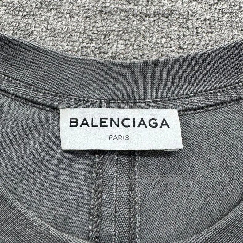 Balenciaga Balenciaga Washed Distressed Print T. Size US S / EU 44-46 / 1 - 4 Thumbnail