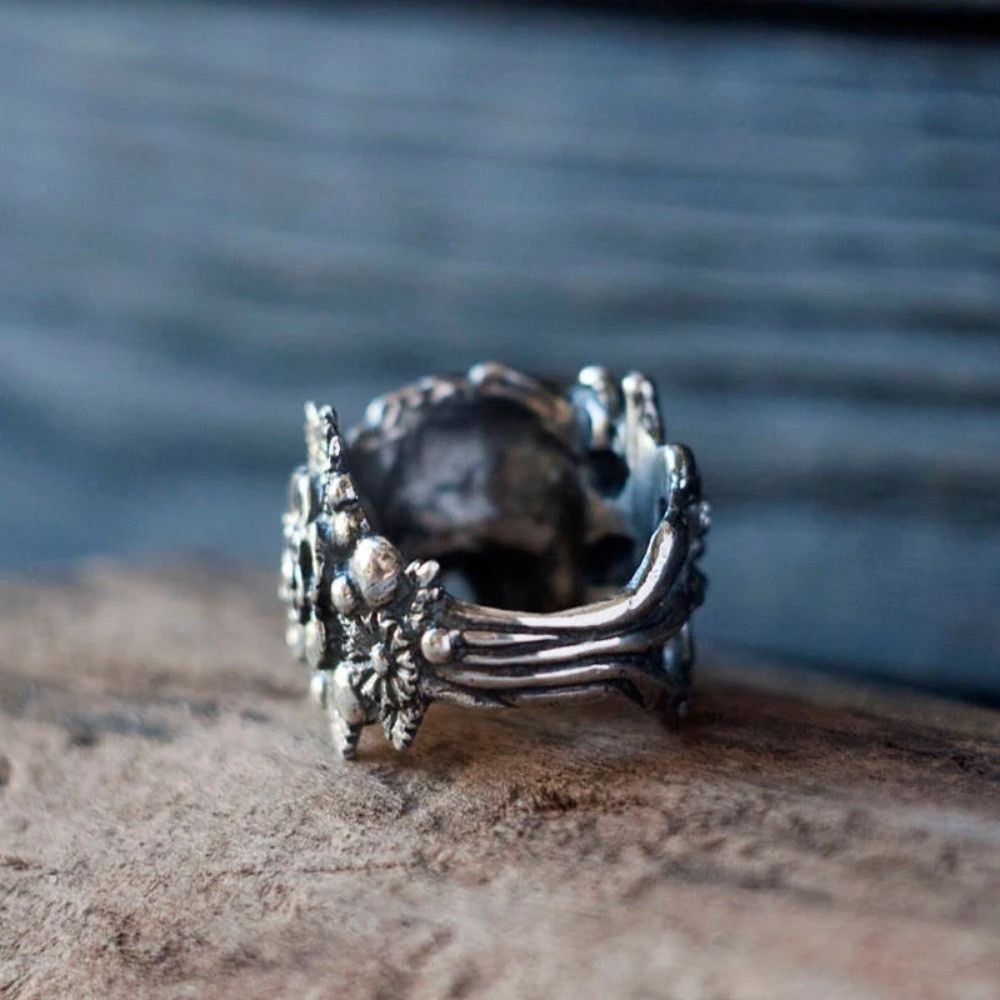 Vintage SIE 10 Skull Flower Ring Size ONE SIZE - 3 Thumbnail
