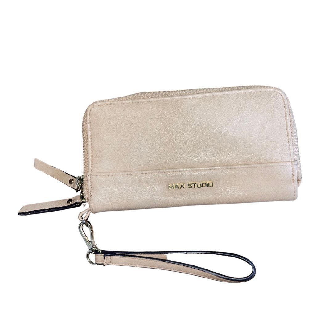 Other Max Studio Wristlet Card Wallet FullZip Clutch Vegan leather Size ONE SIZE - 1 Thumbnail