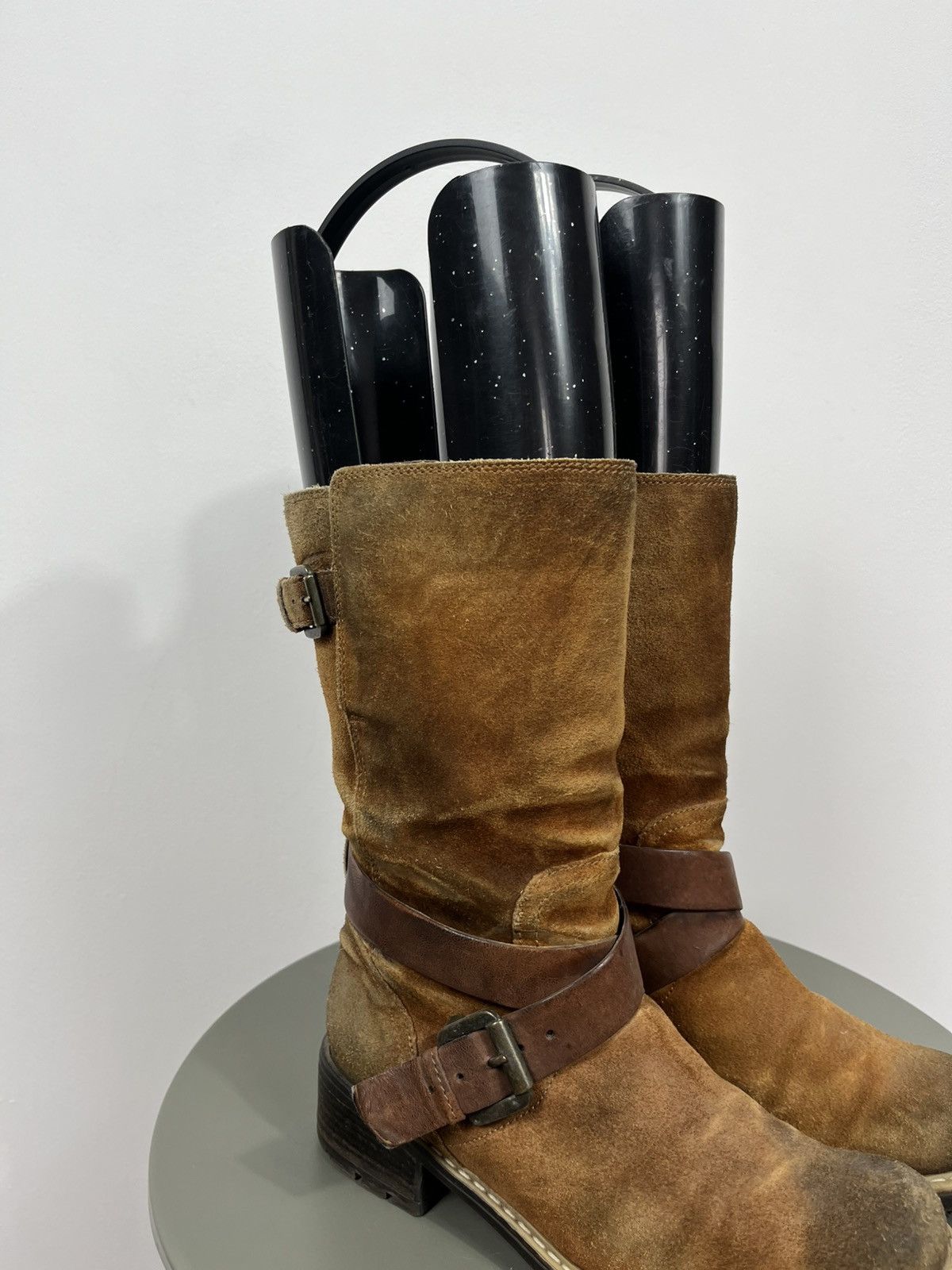 Clarks Distressed Clarks Suede Engineer Biker Boots 37 Buckle Strap Size US 7.5 / IT 37.5 - 2 Thumbnail