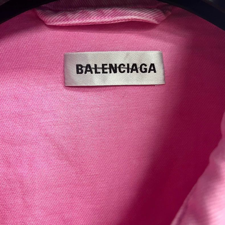 Balenciaga Balenciaga latest pink solid color front logo letter printe Size US XXS / EU 40 - 2 Thumbnail