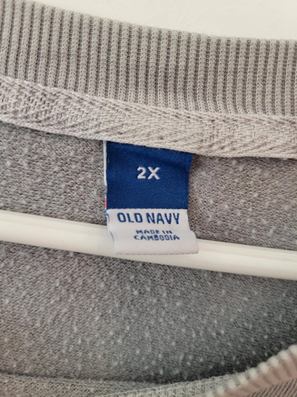 Old Navy Old Navy Women's Gray Oversized Sweatshirt 2X Size XXL / US 16-18 / IT 52-54 - 3 Thumbnail