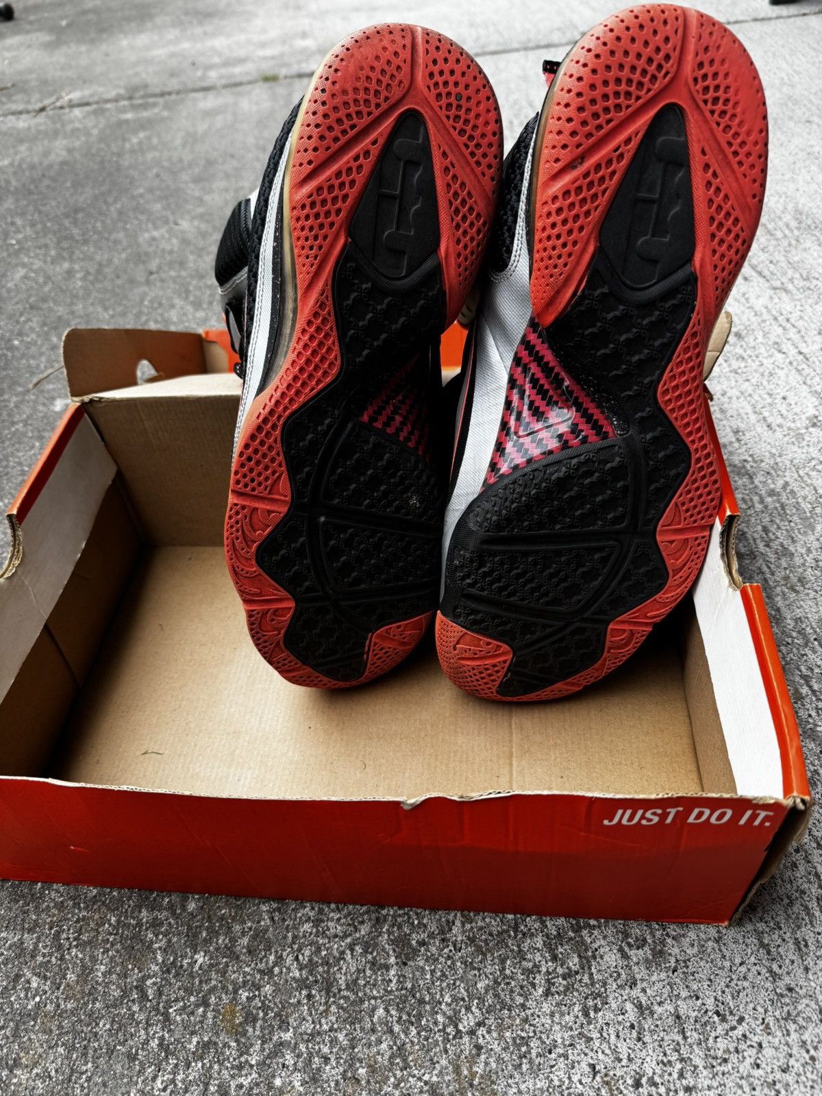 Nike Nike LeBron James mango 9’s Size US 12.5 / EU 45-46 - 7 Thumbnail