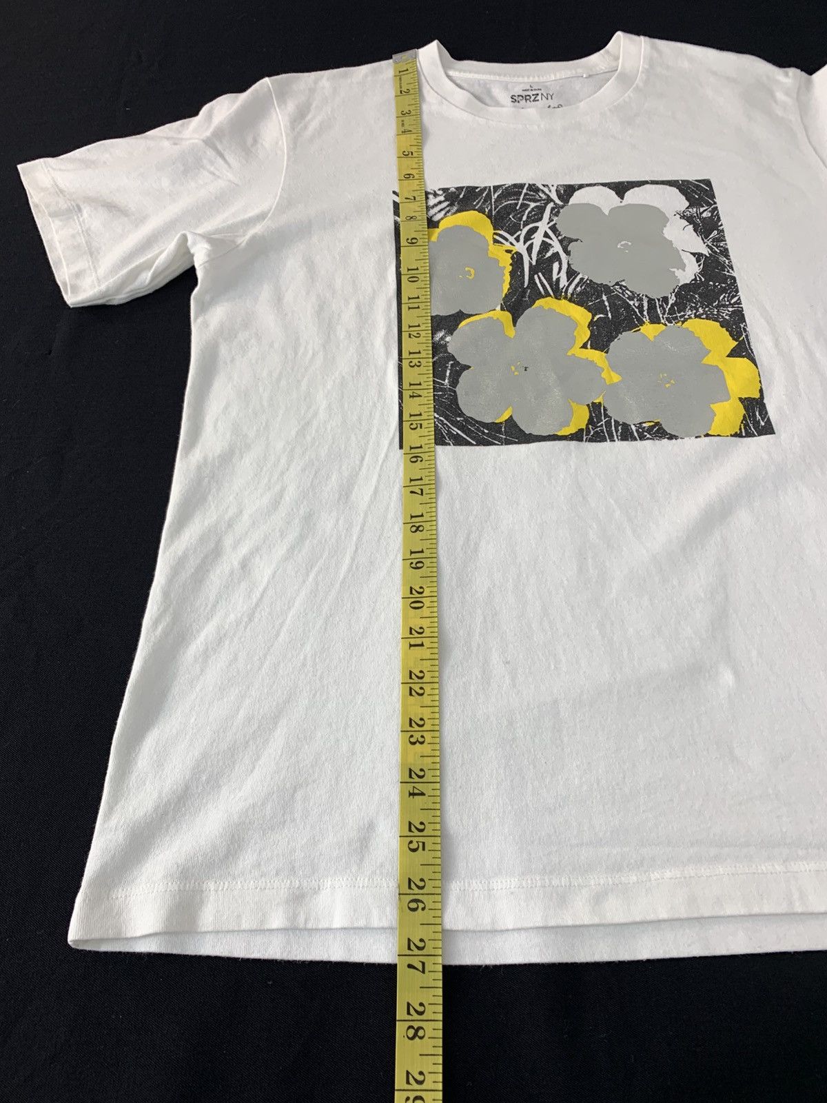 Andy Warhol × Uniqlo Andy Warhol Flower Art Work Collection Printed Tee Size US L / EU 52-54 / 3 - 10 Thumbnail