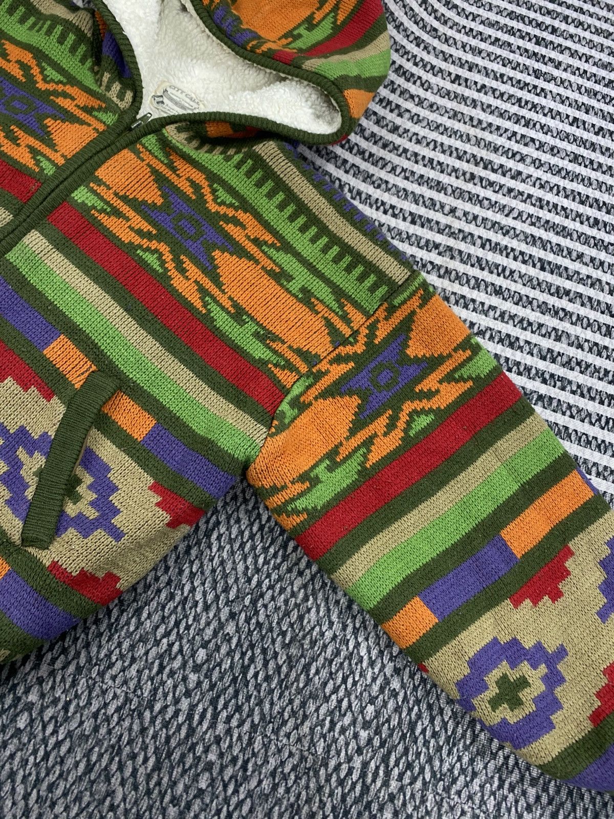 Japanese Brand Vtg City Call Lining Sherpa Wool Navajo Style Zip-Up Hoodies Size US L / EU 52-54 / 3 - 8 Thumbnail