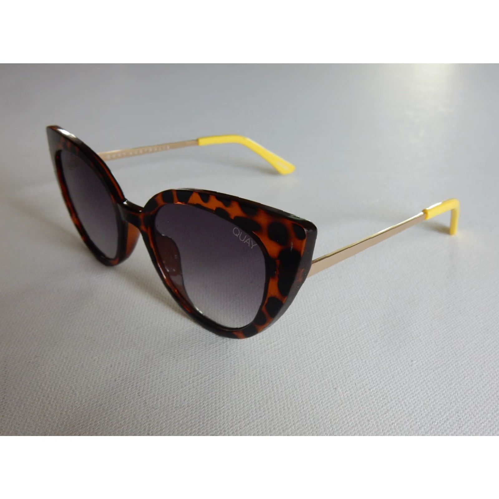 Vintage QUAY Audacious 125 Brown Women's Sunglasses Size ONE SIZE - 2 Thumbnail